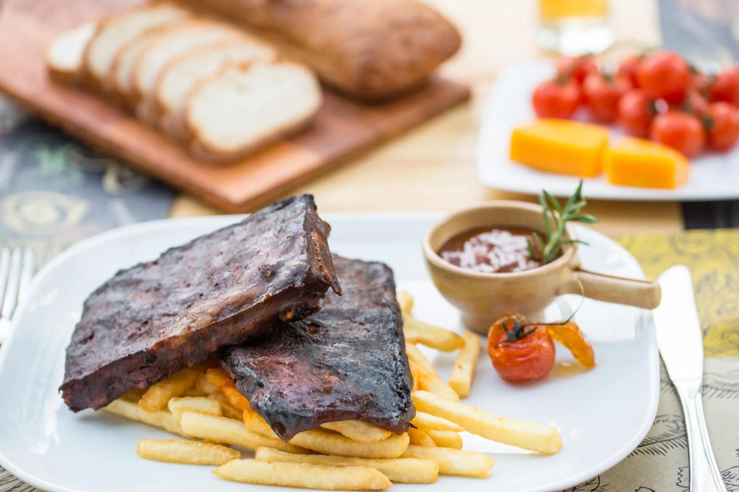 Restaurant/places to eat in Platan Garden Rooms & Restaurant