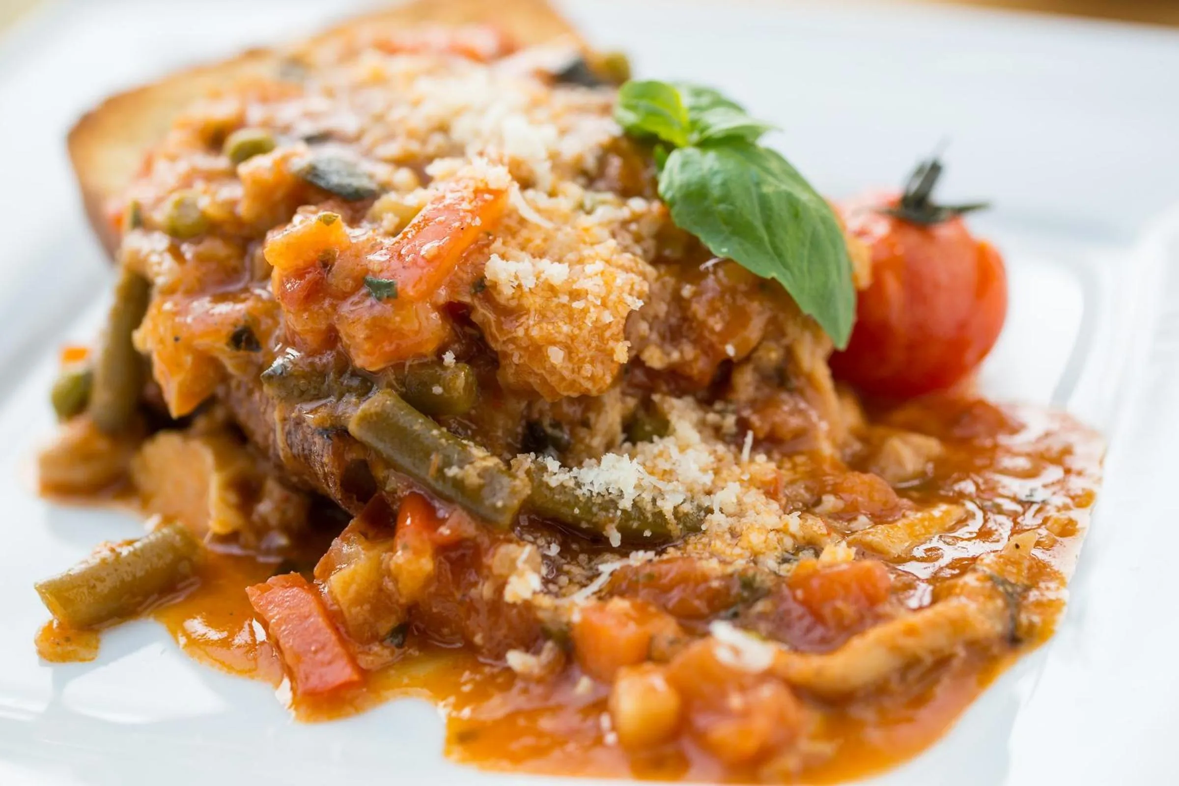 Restaurant/places to eat in Platan Garden Rooms & Restaurant