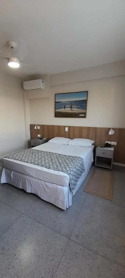Bed in Hotel Bandeirantes da Barra