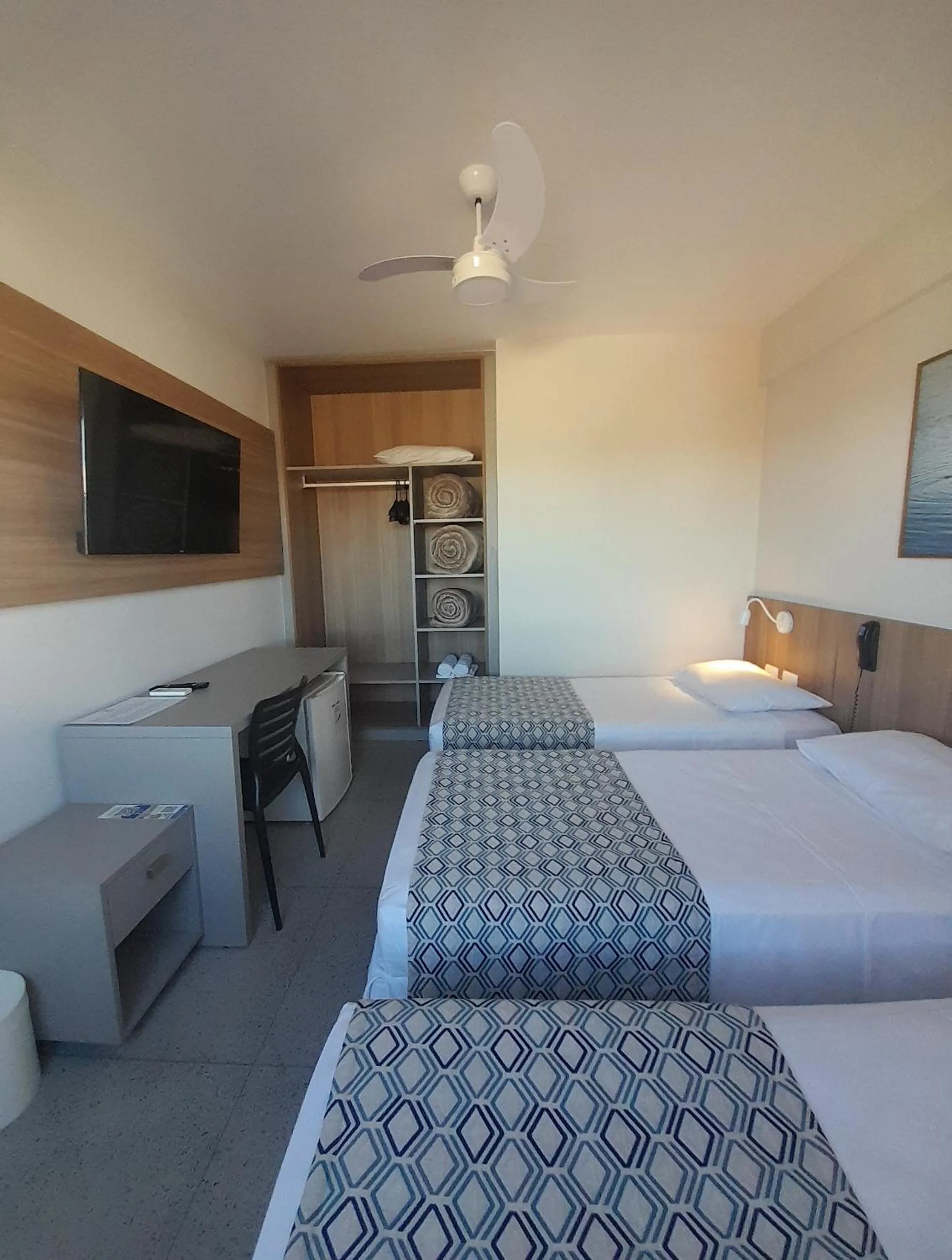 Bed in Hotel Bandeirantes da Barra