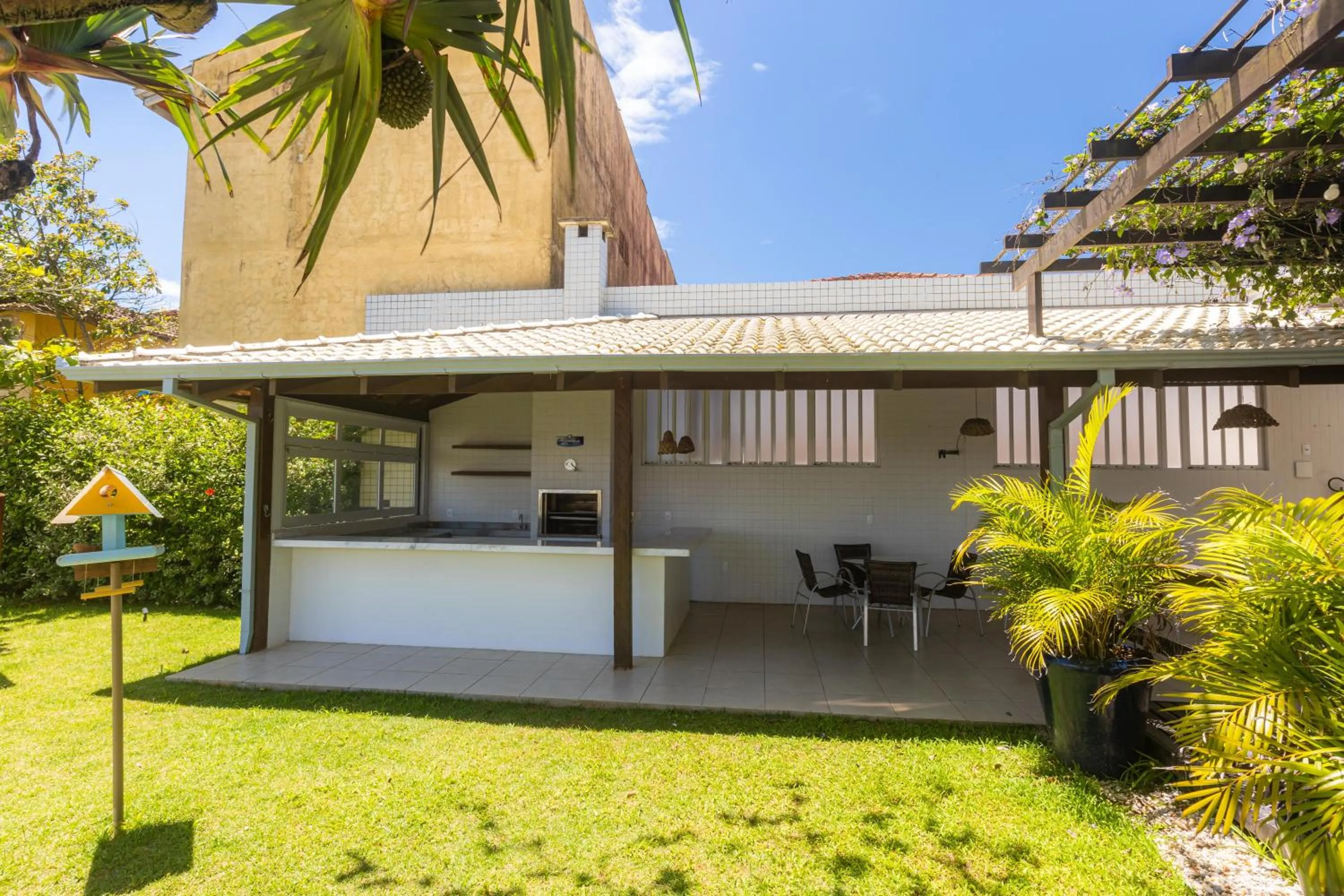 BBQ facilities in Hotel Bandeirantes da Barra