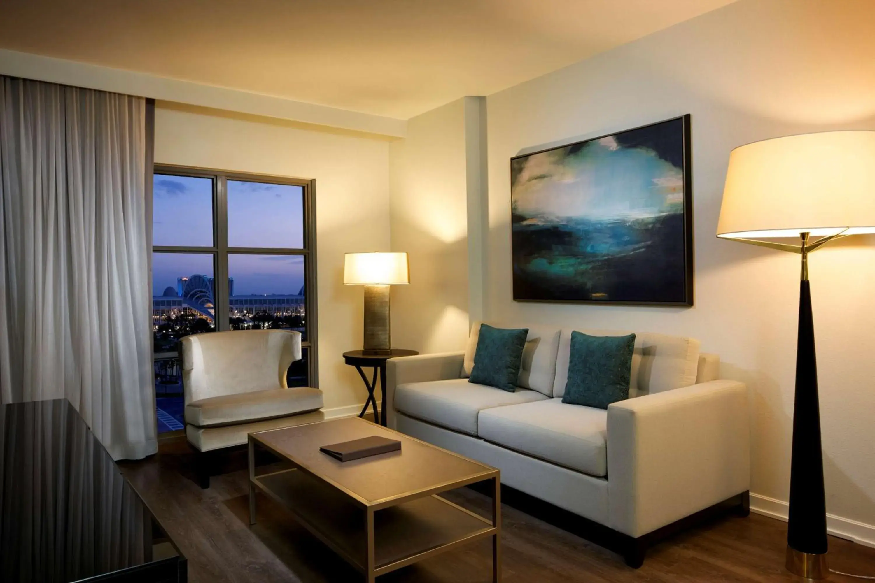 King Plus Suite with Sofa Bed in Hilton Grand Vacations Club Las Palmeras Orlando King Plus Suite with Sofa Bed in Hilton Grand Vacations Club Las Palmeras Orlando