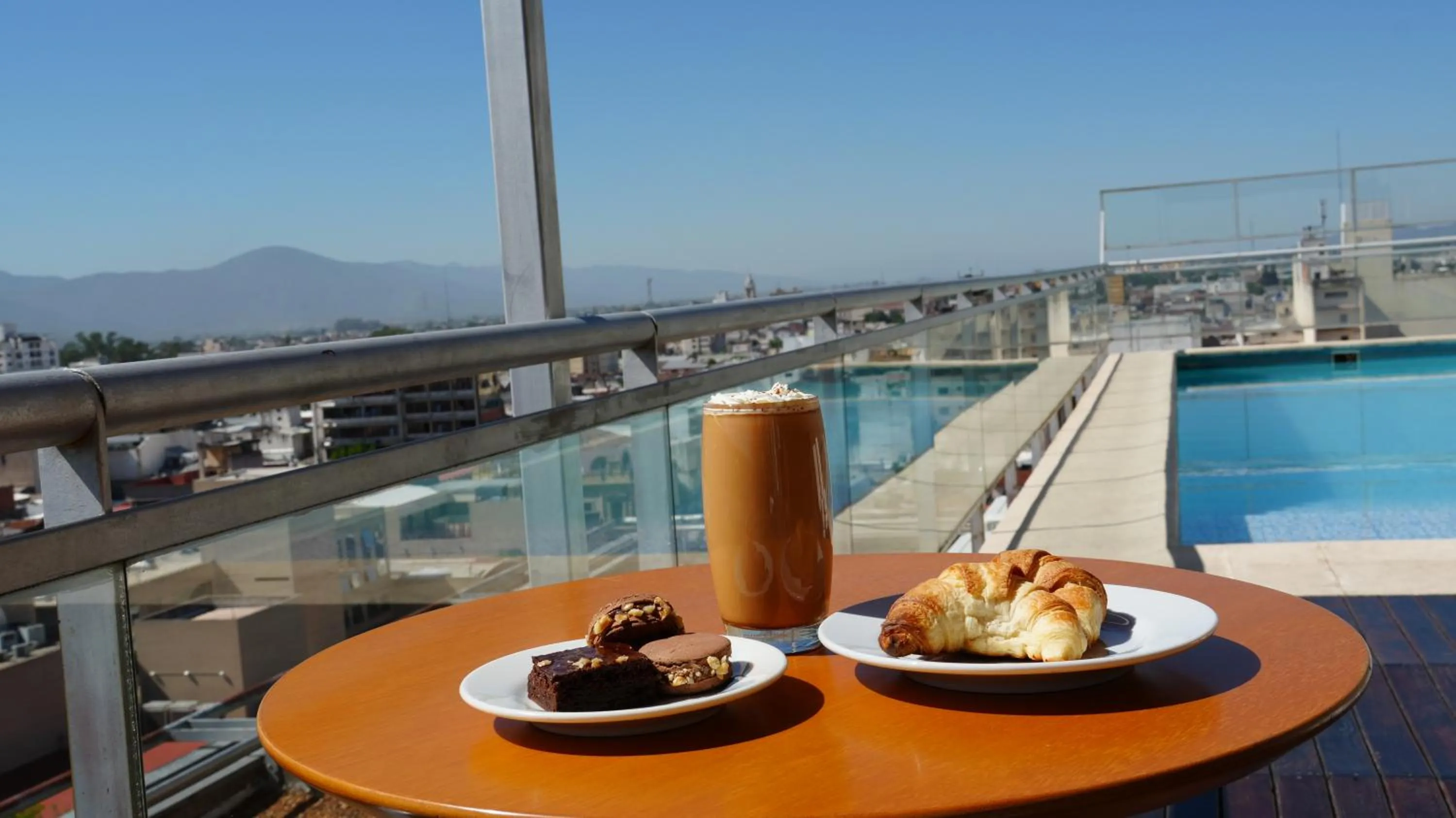 Swimming pool in Design Suites Salta