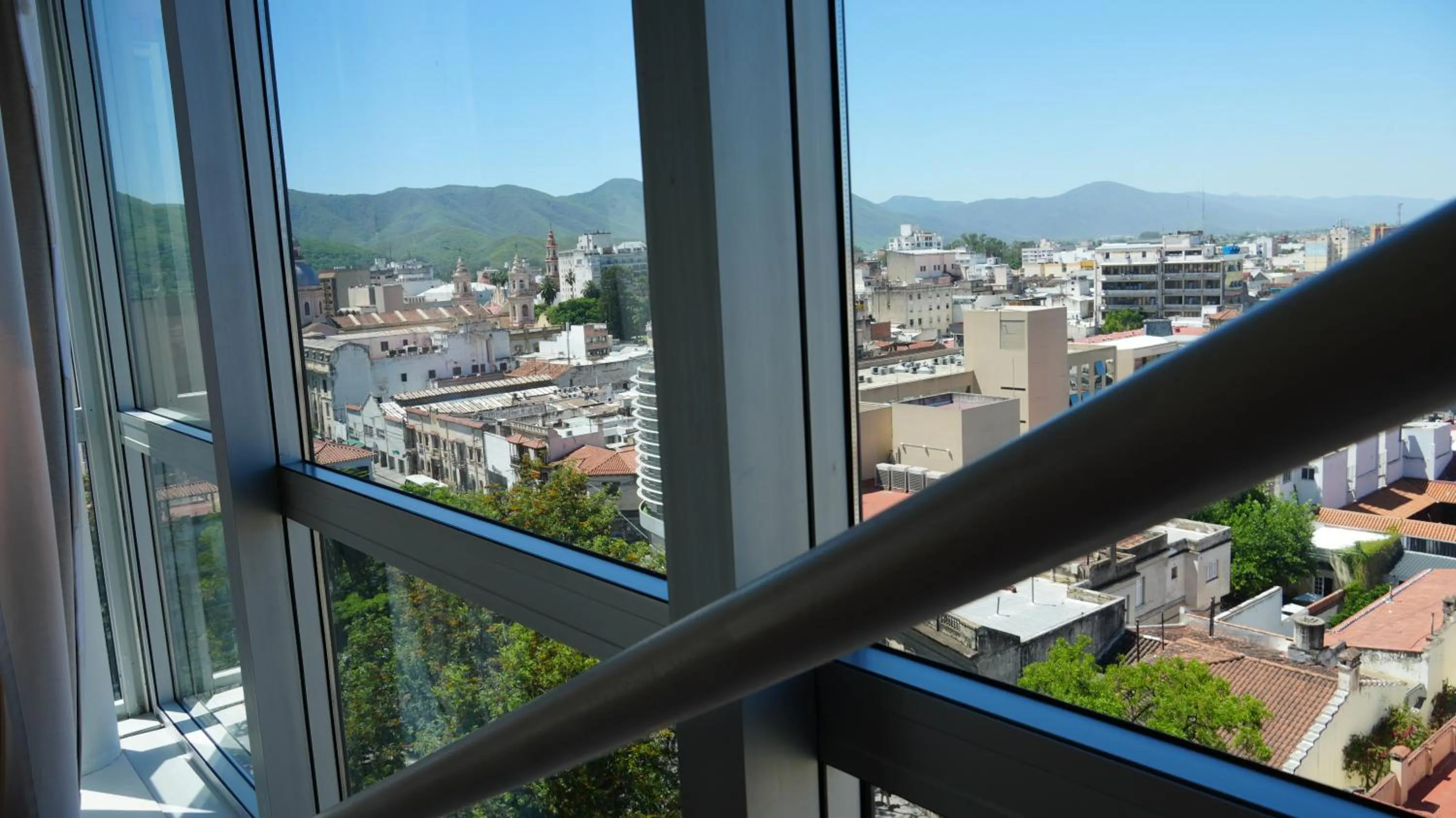 City view in Design Suites Salta