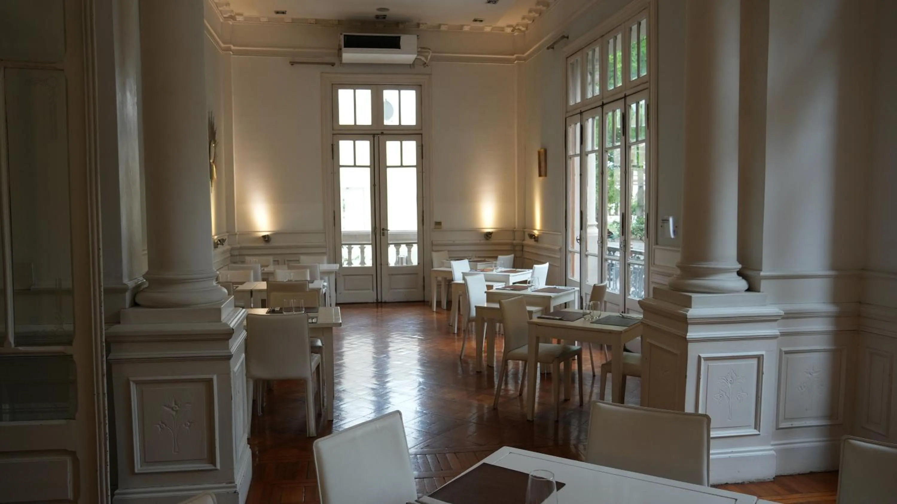 Restaurant/places to eat in Design Suites Salta