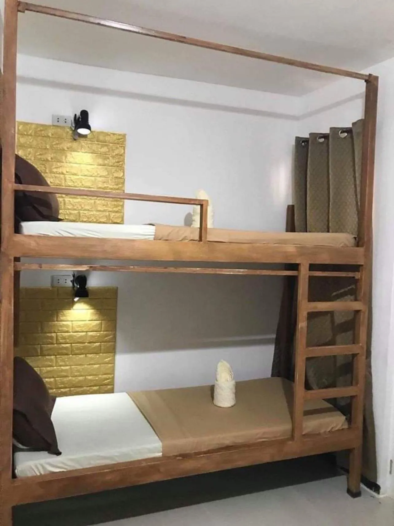 Bed in Prim Travellers Inn