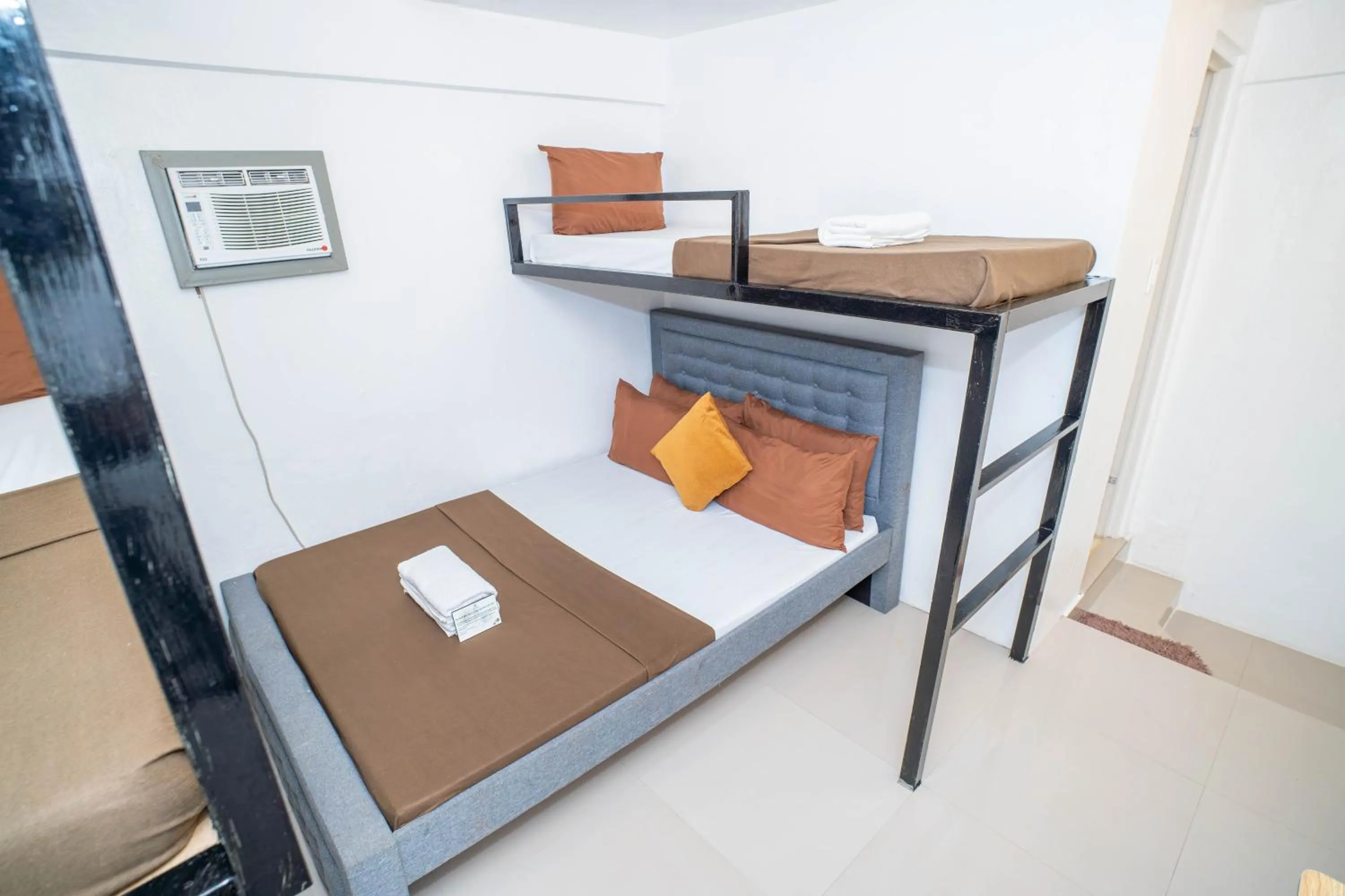 Bed in Prim Travellers Inn