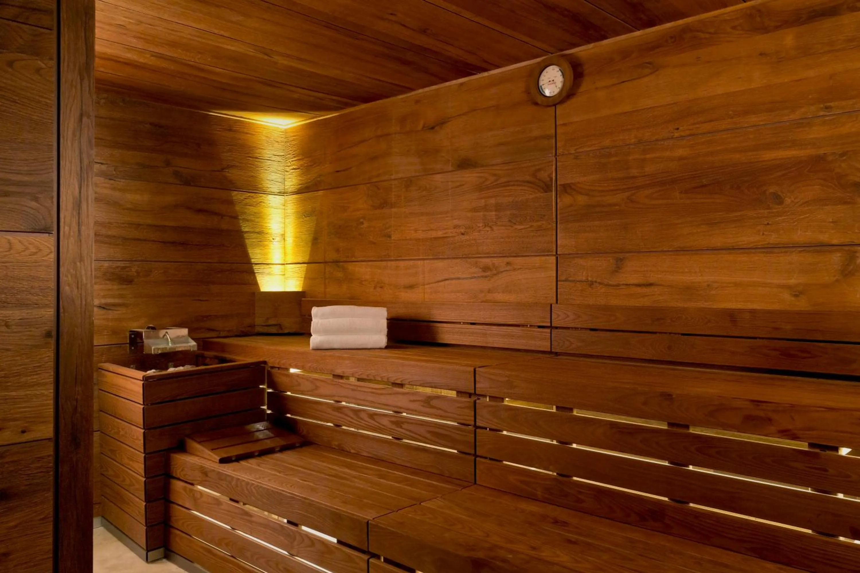 Sauna in Airelles Gordes, La Bastide