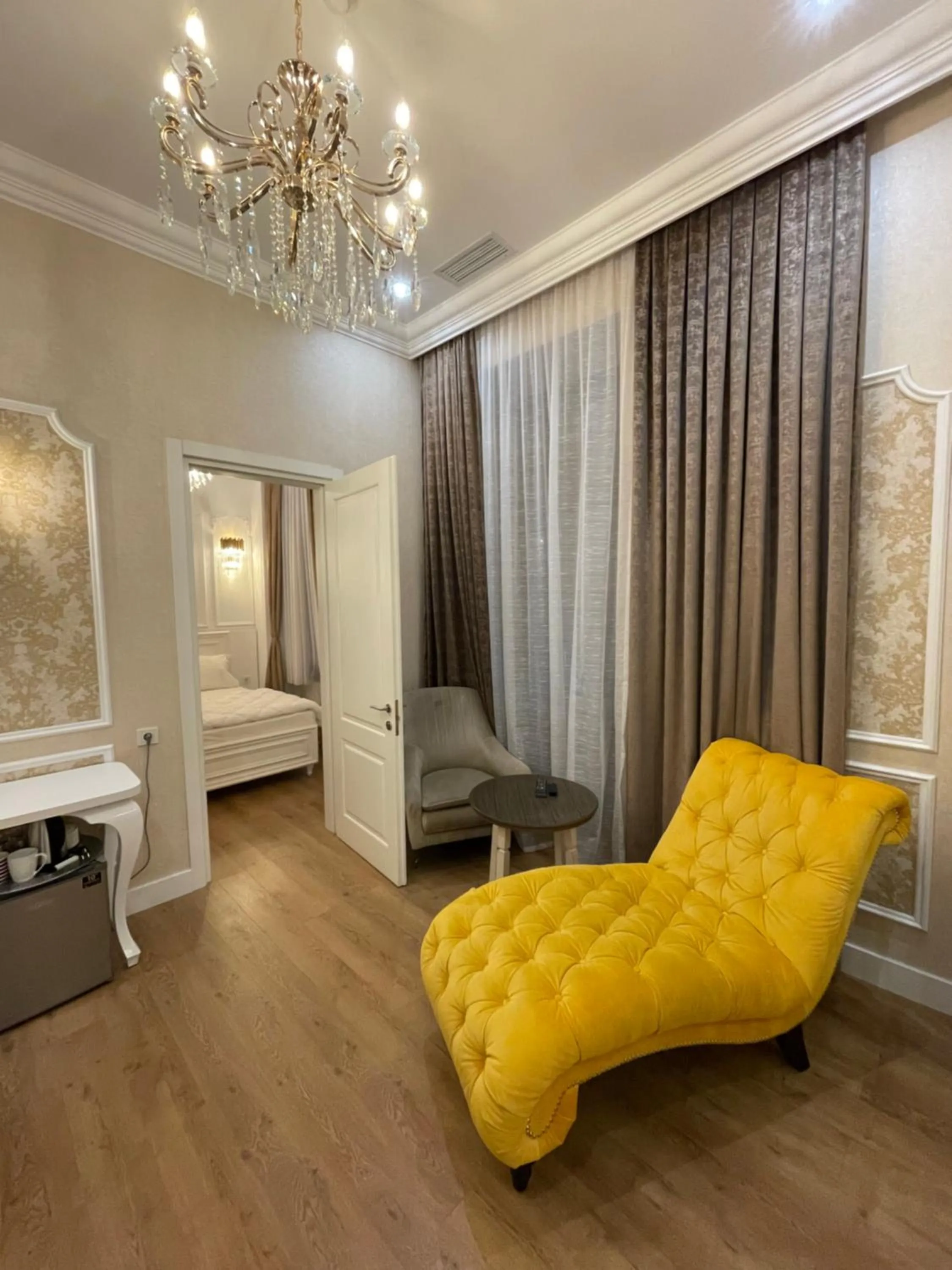 Living room in Rikhe palace boutique hotel