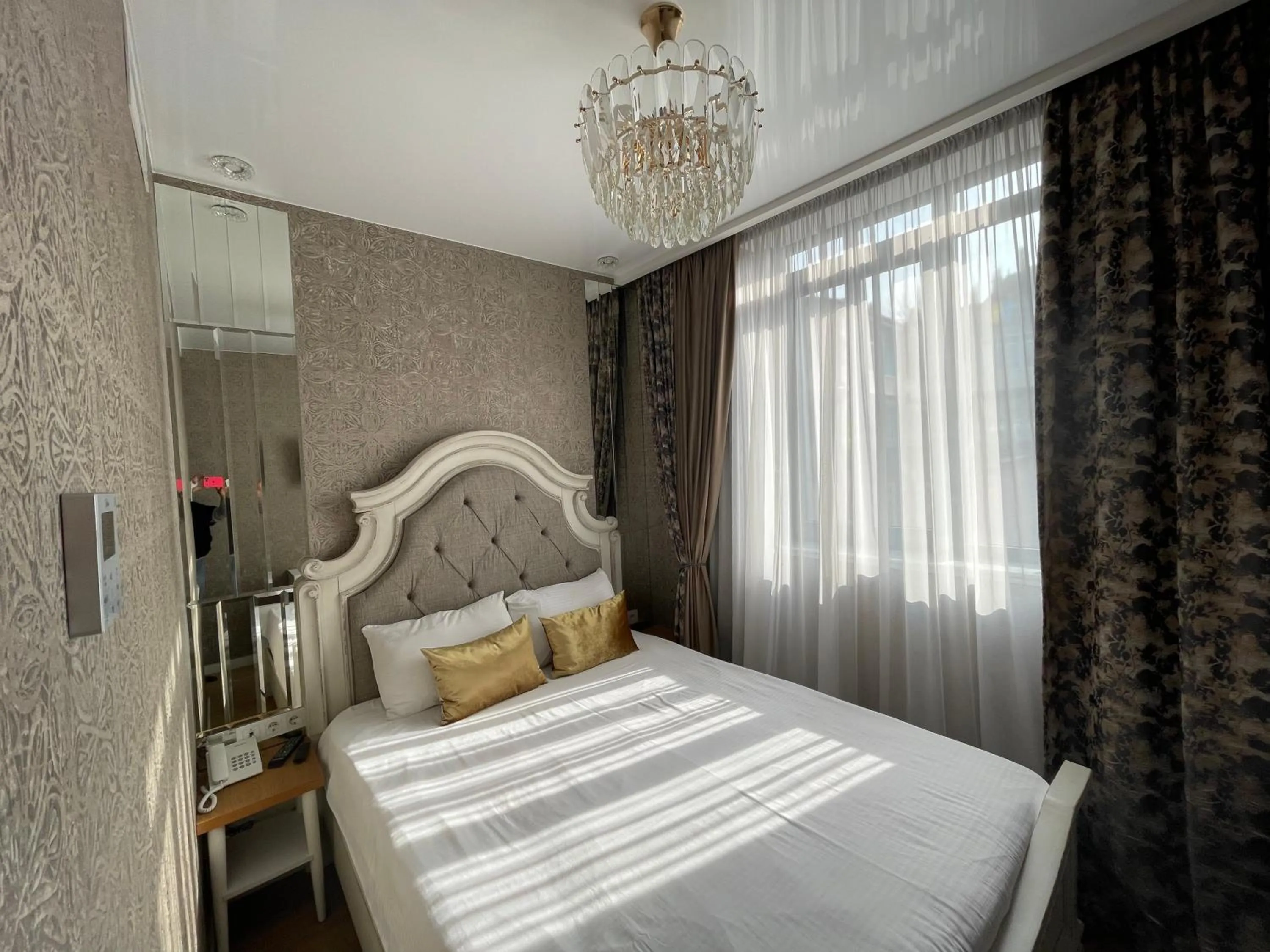 Bed in Rikhe palace boutique hotel
