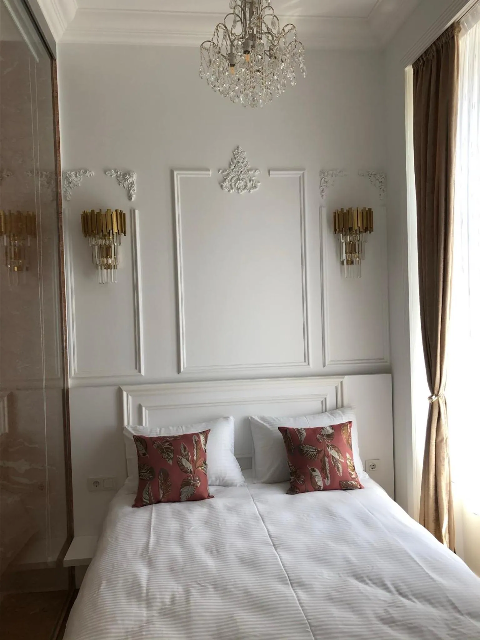 Bed in Rikhe palace boutique hotel