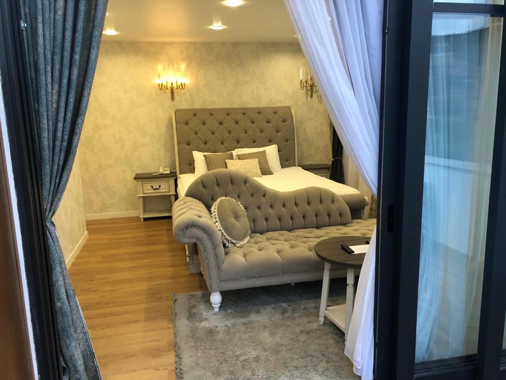 Bed in Rikhe palace boutique hotel