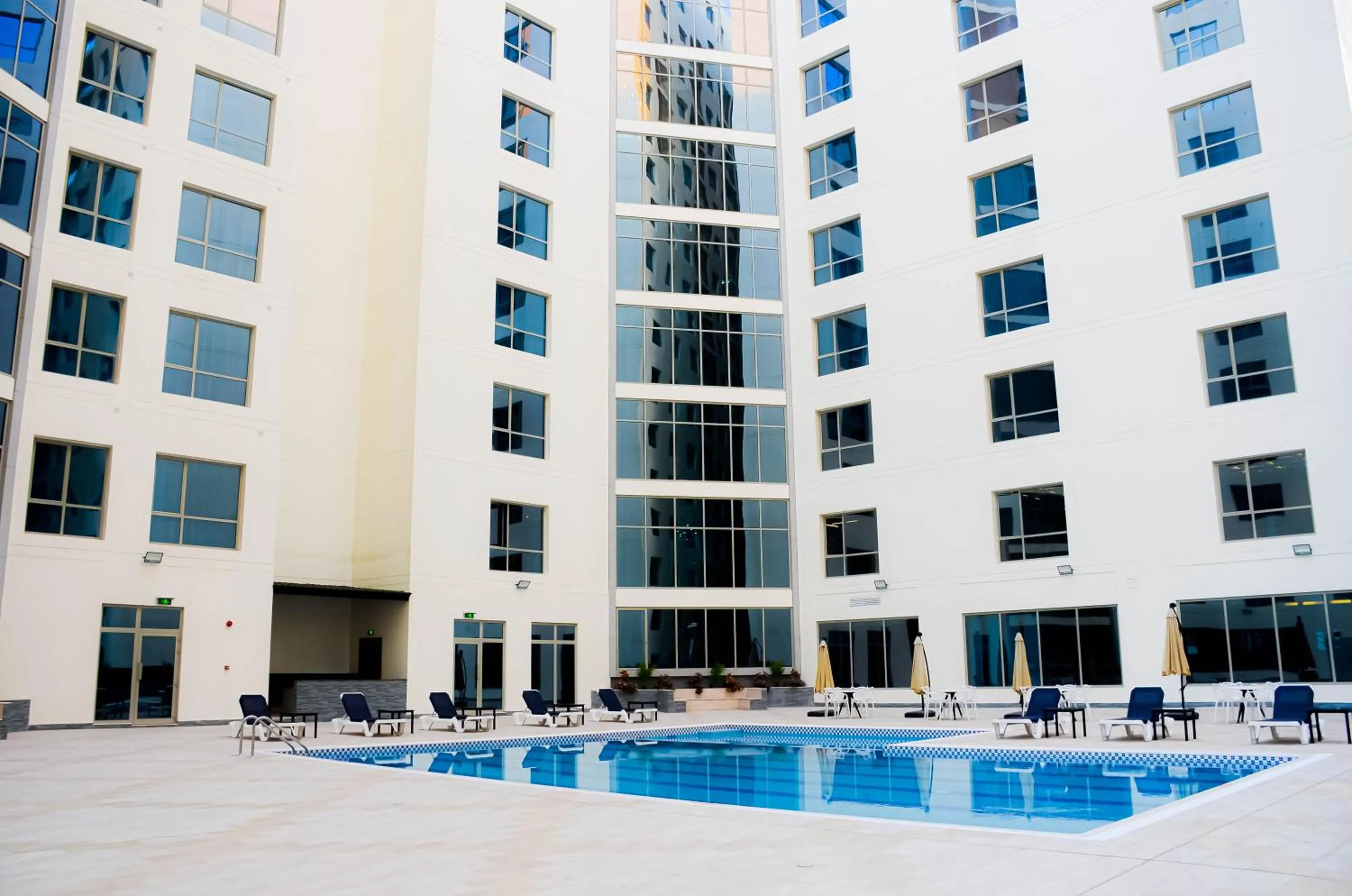 Property building in JUFFAIR BOULEVARD HOTEL & SUITES