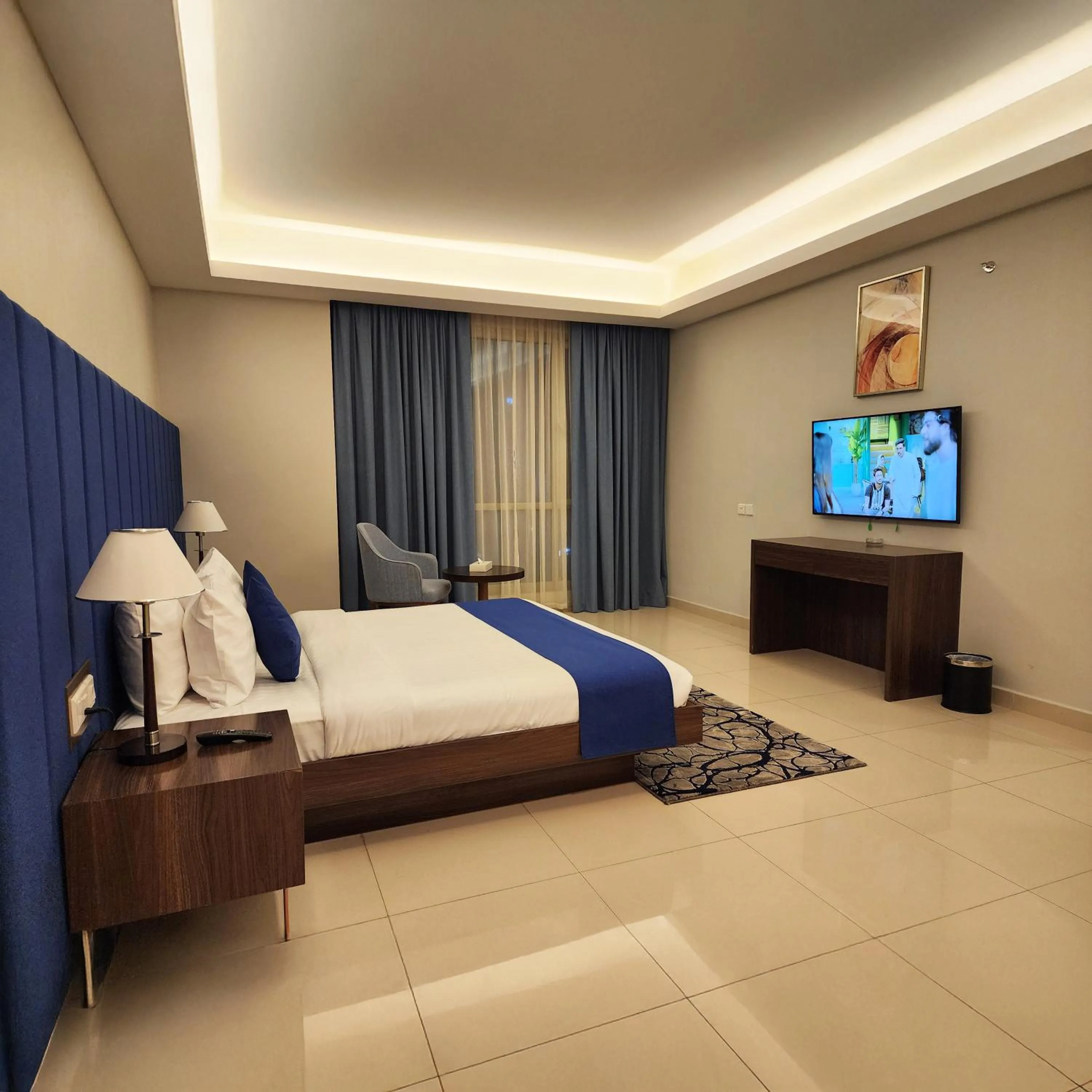 Bedroom, Bed in JUFFAIR BOULEVARD HOTEL & SUITES