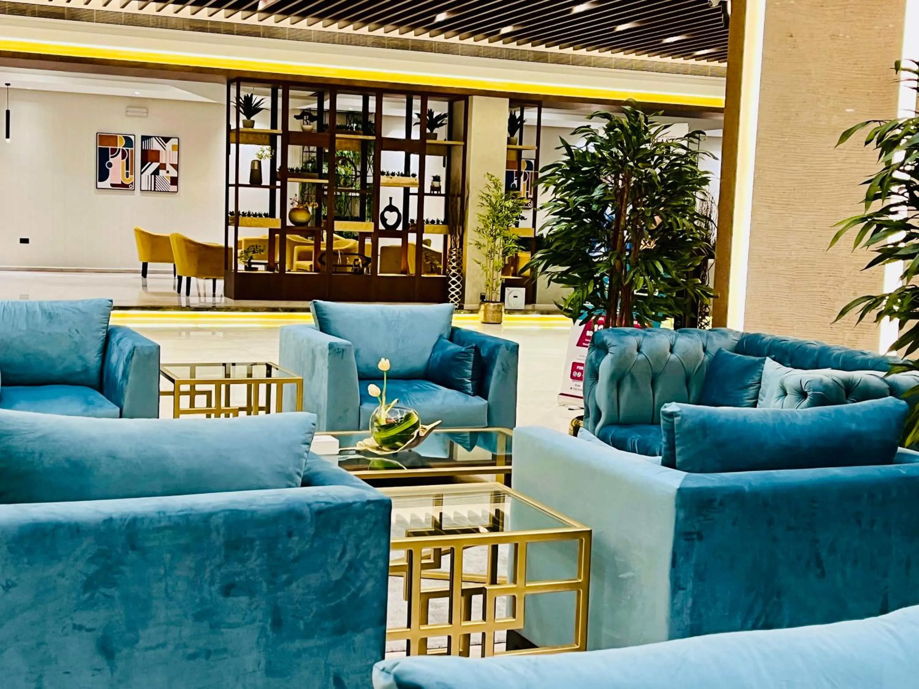 Lobby or reception in JUFFAIR BOULEVARD HOTEL & SUITES