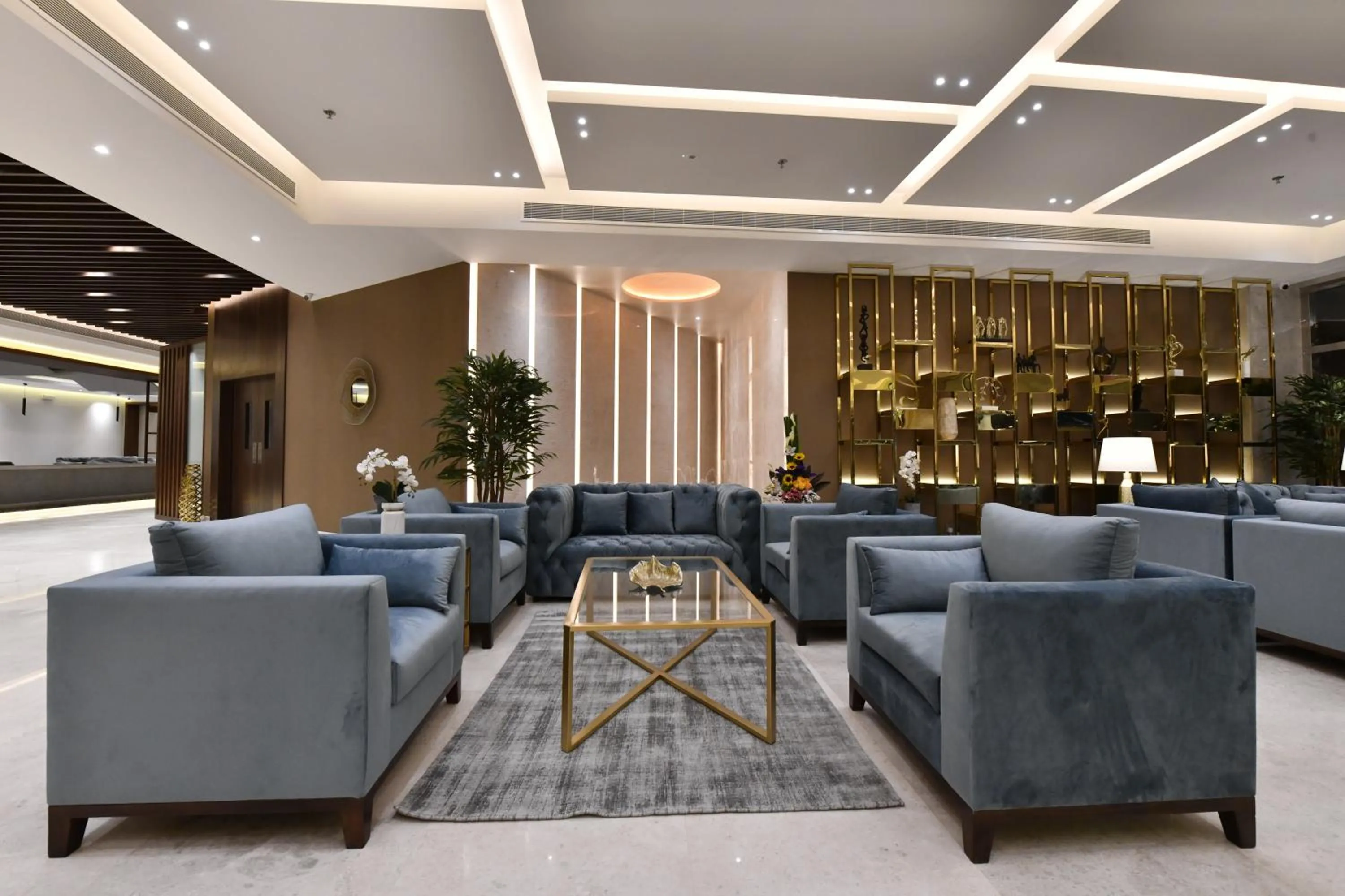 Lobby or reception in JUFFAIR BOULEVARD HOTEL & SUITES