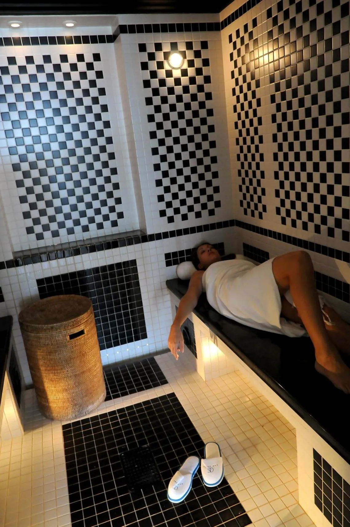 Steam room in Hotel Cap Estel
