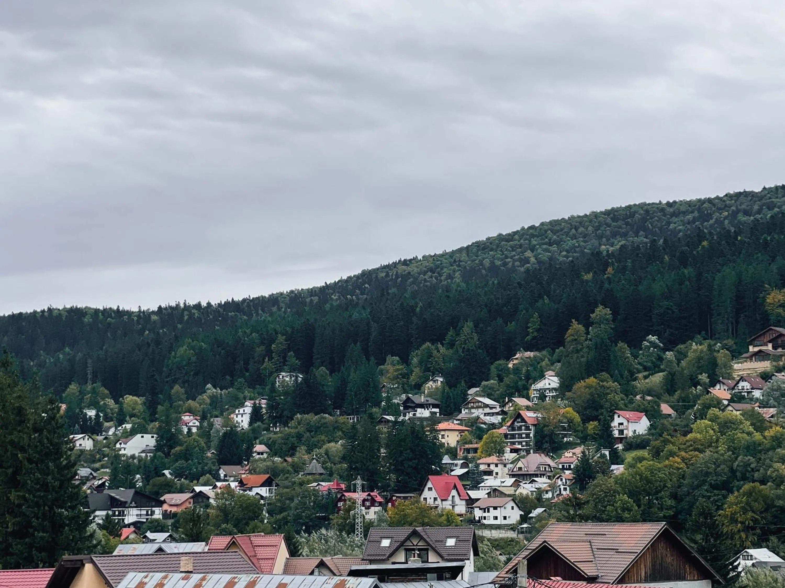 Mountain view in Suru Hotel & Restaurant