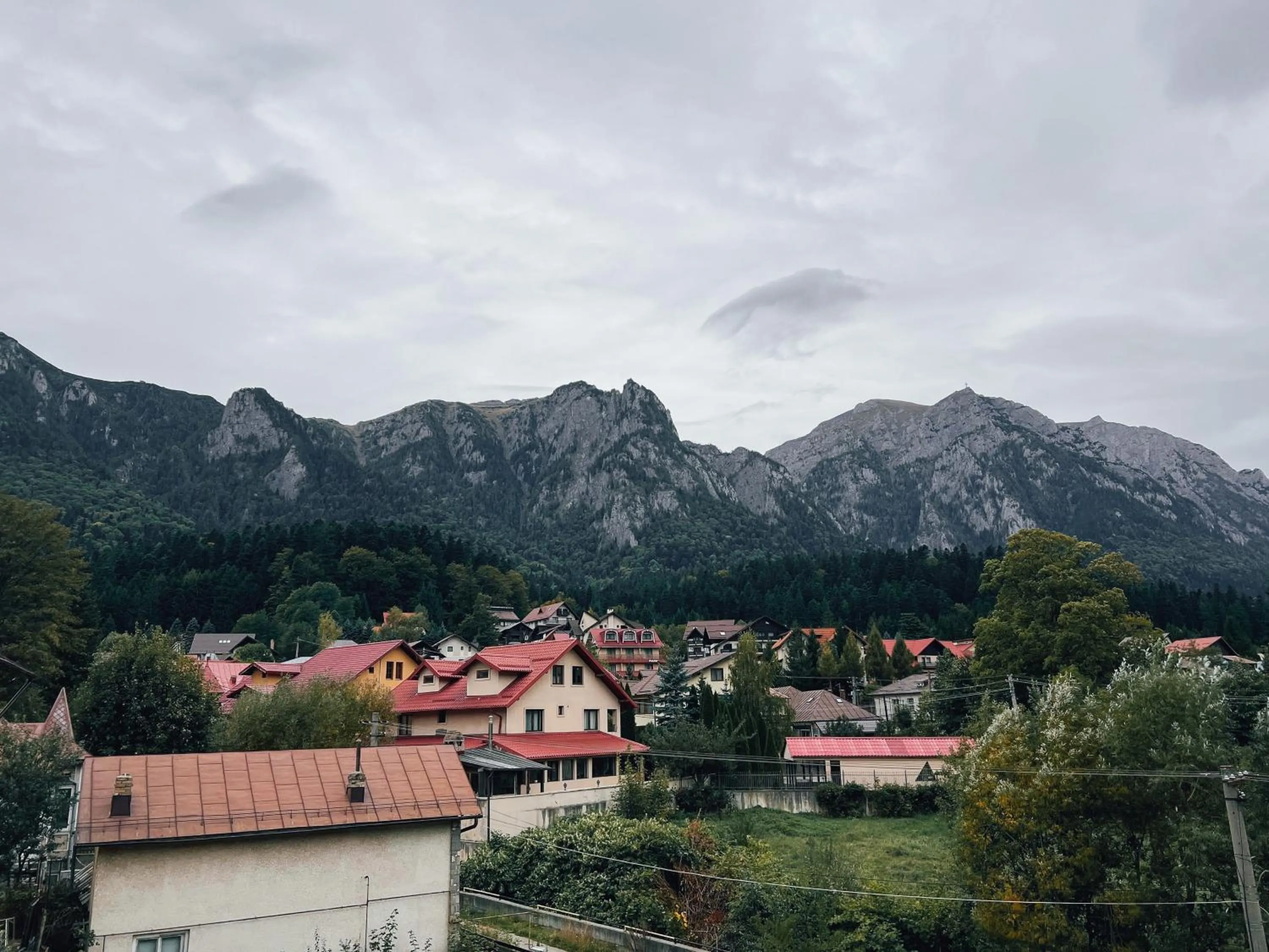 Mountain view in Suru Hotel & Restaurant