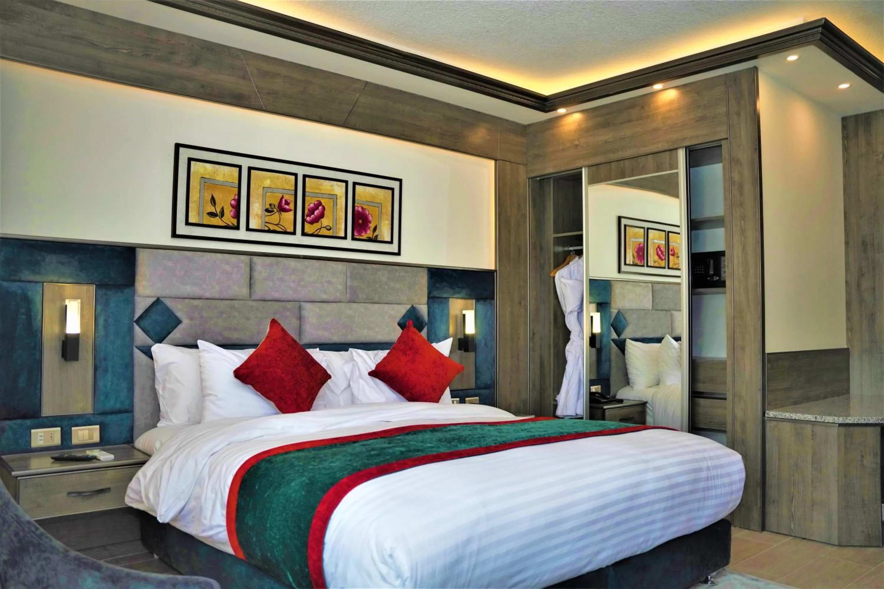 Bedroom, Bed in Petra Canyon Hotel