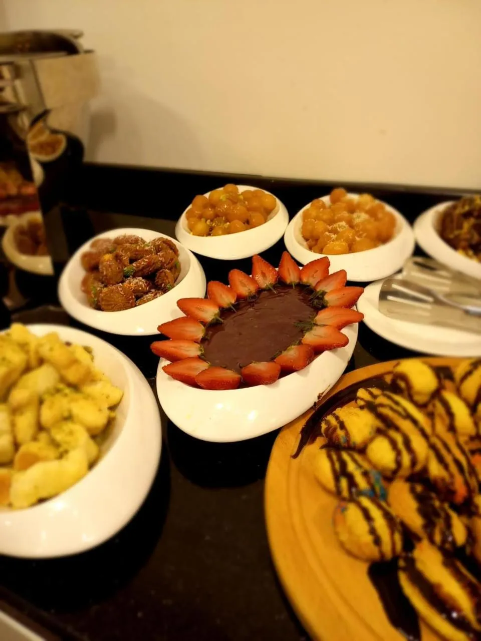 Restaurant/places to eat in Petra Canyon Hotel