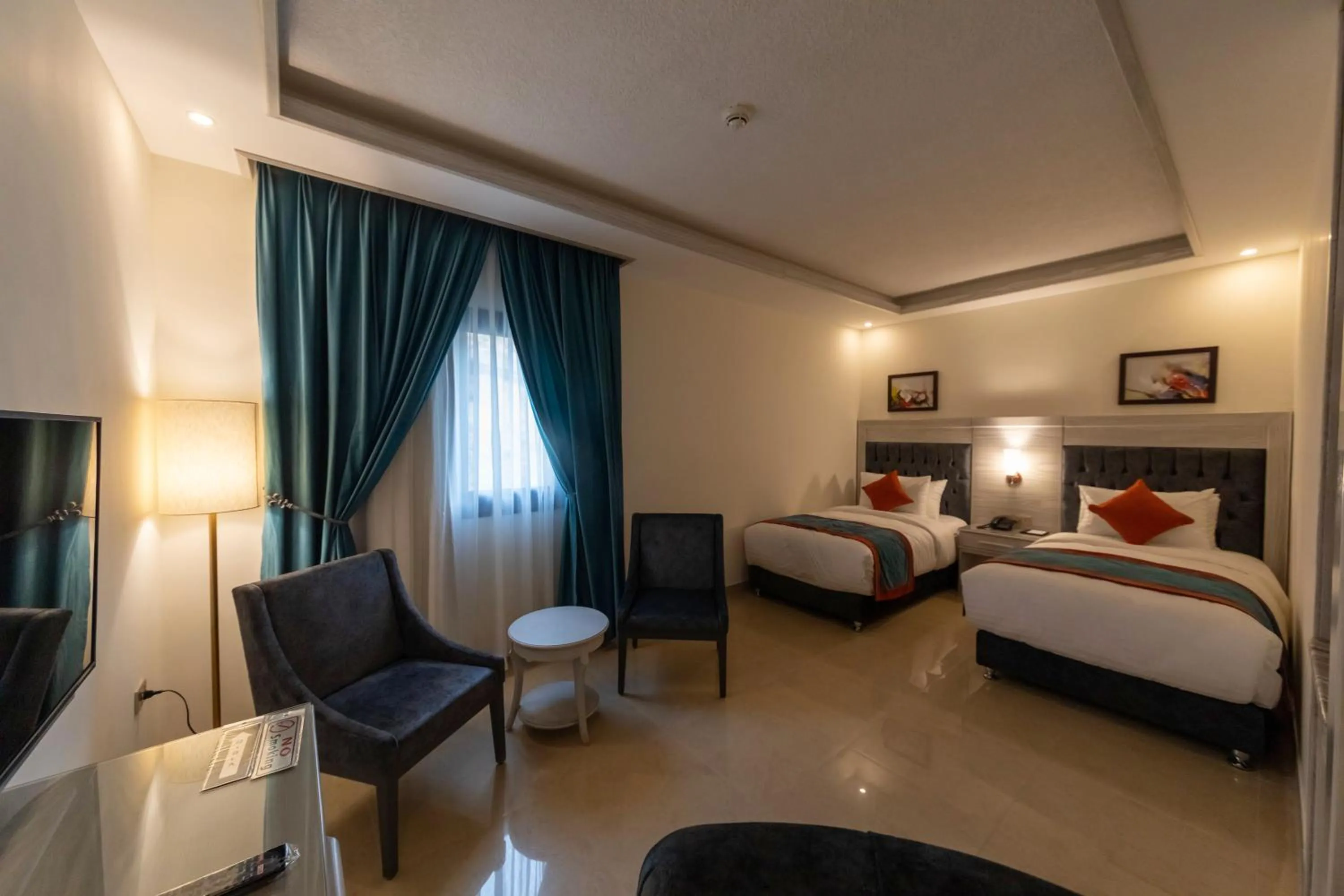 Bedroom, Bed in Petra Canyon Hotel