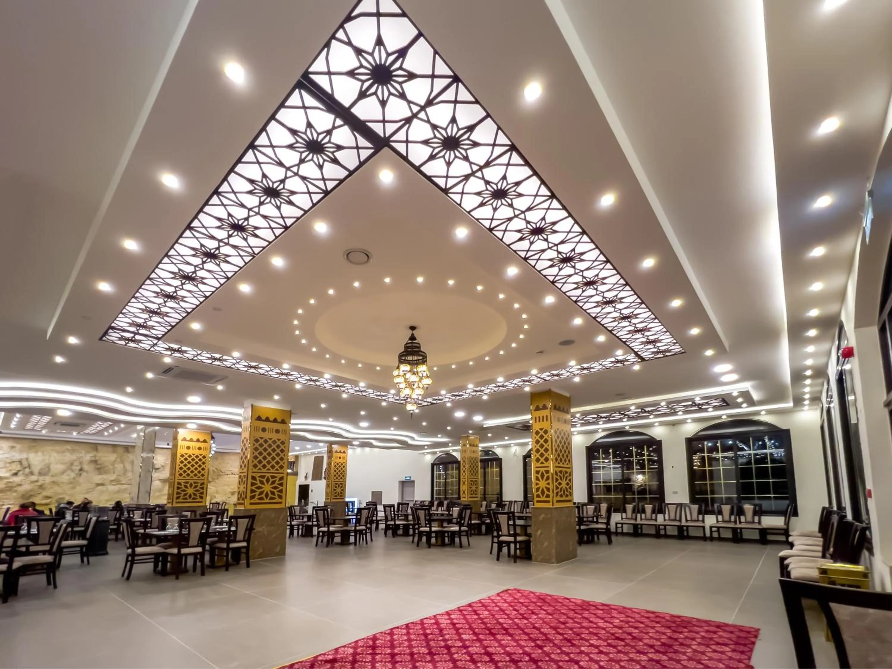 Restaurant/places to eat in Petra Canyon Hotel