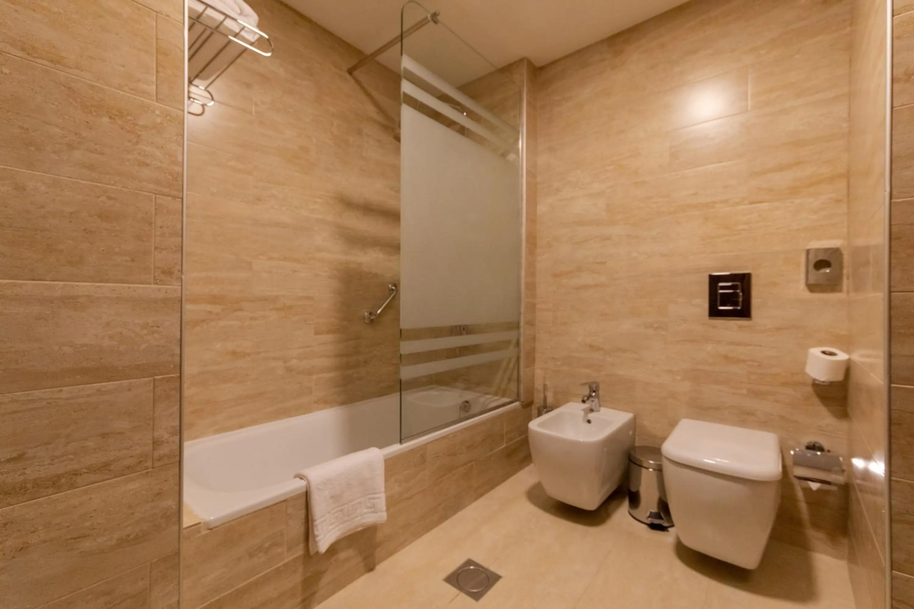 Bathroom in Petra Canyon Hotel