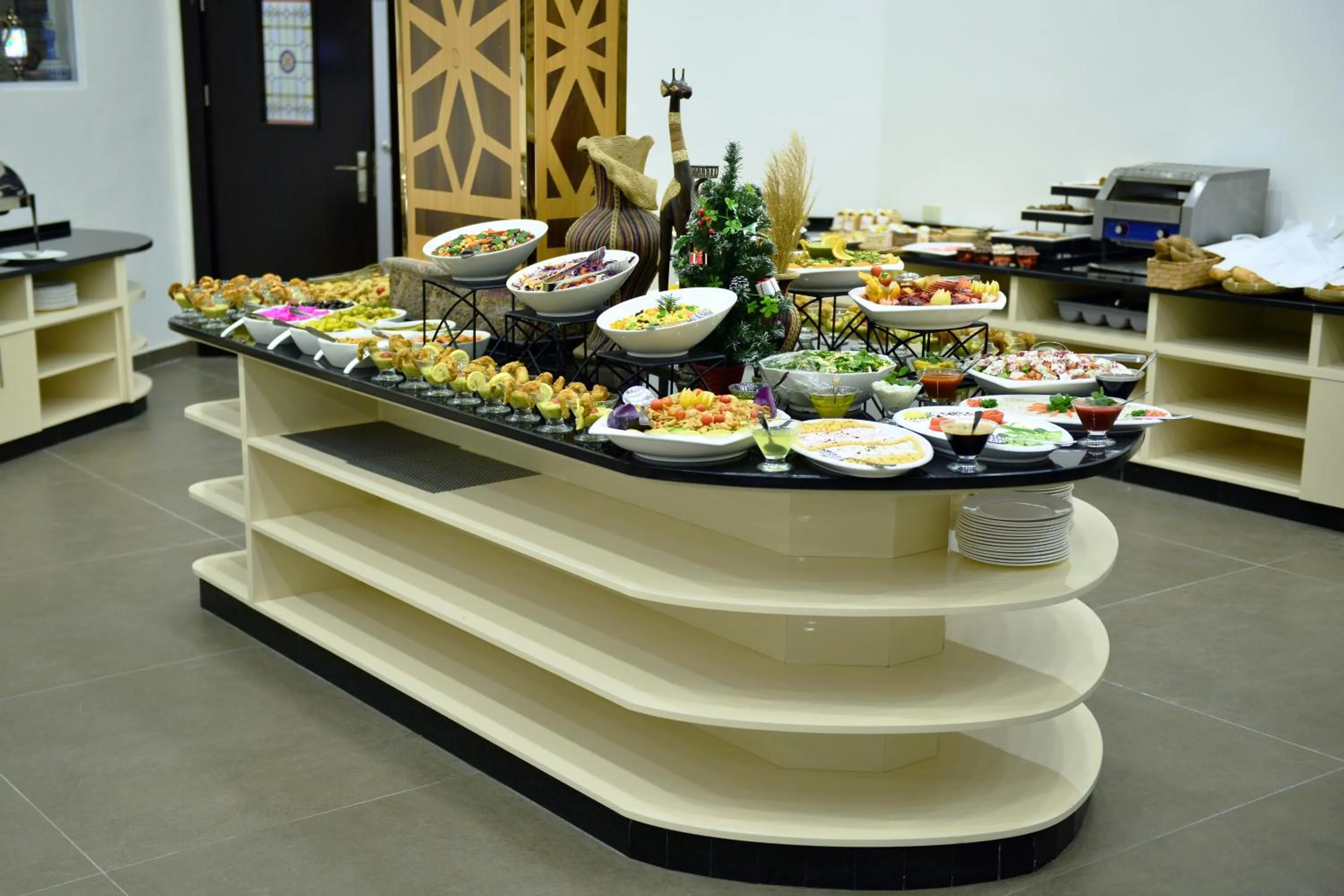 Restaurant/places to eat in Petra Canyon Hotel