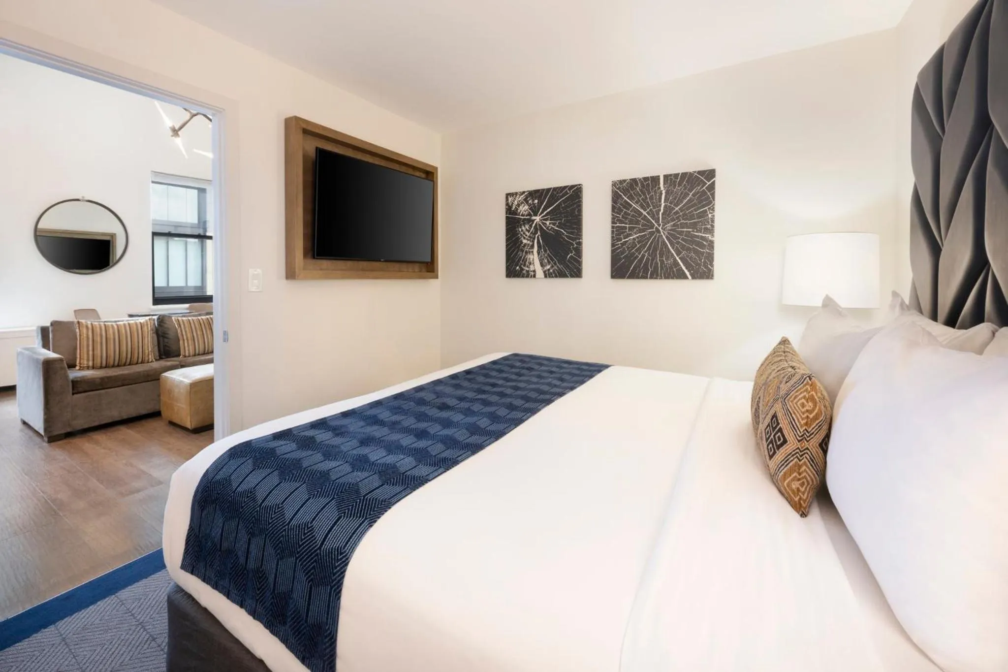 Bedroom, Bed in Hotel Indigo Boston Garden by IHG