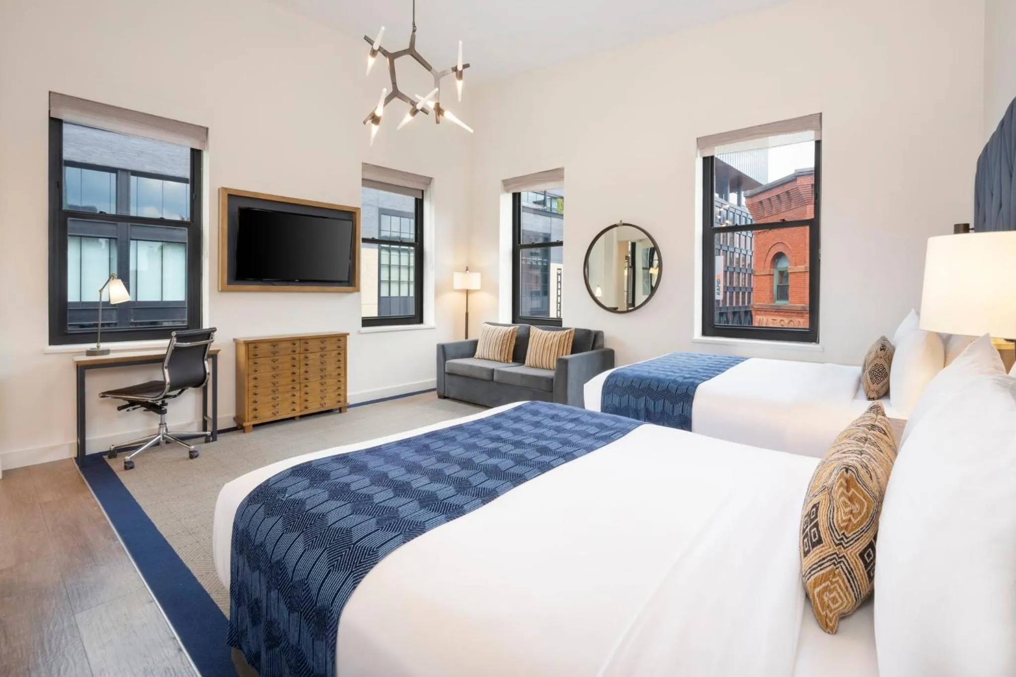 Bedroom, Bed in Hotel Indigo Boston Garden by IHG