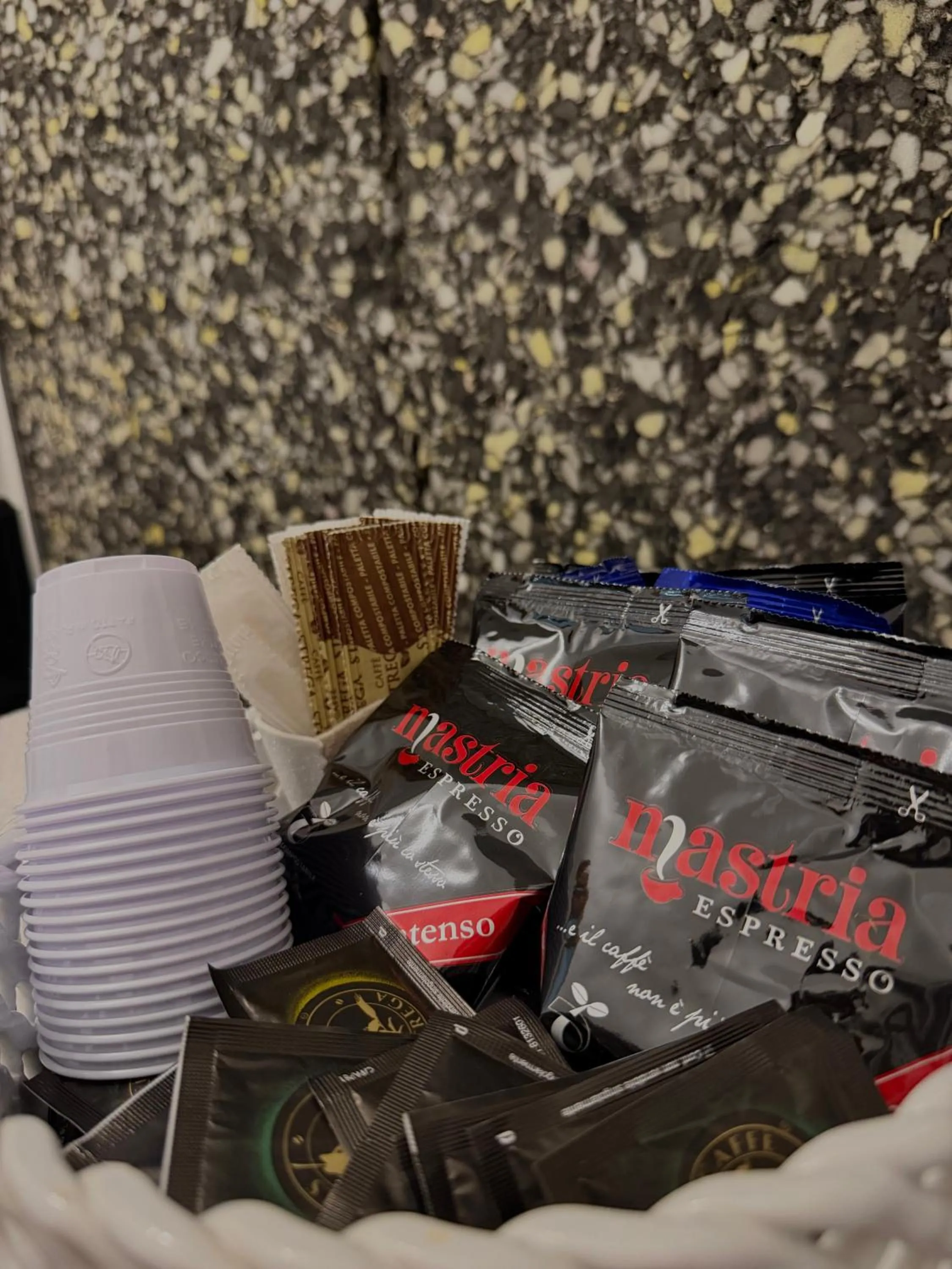 Camera dell' antico Arco Romano