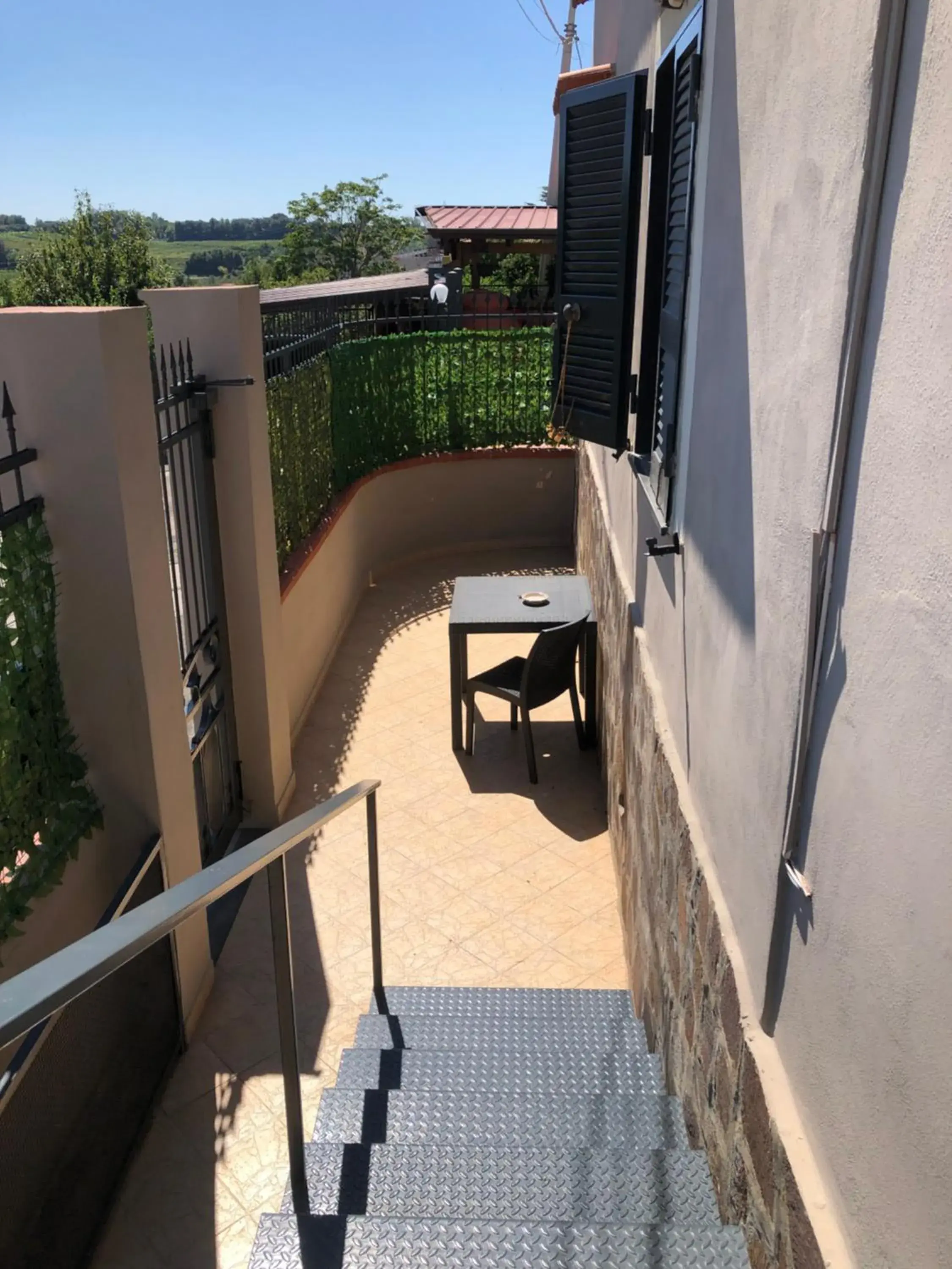 Double Room with Private Bathroom in Camera dell' antico Arco Romano Double Room with Private Bathroom in Camera dell' antico Arco Romano