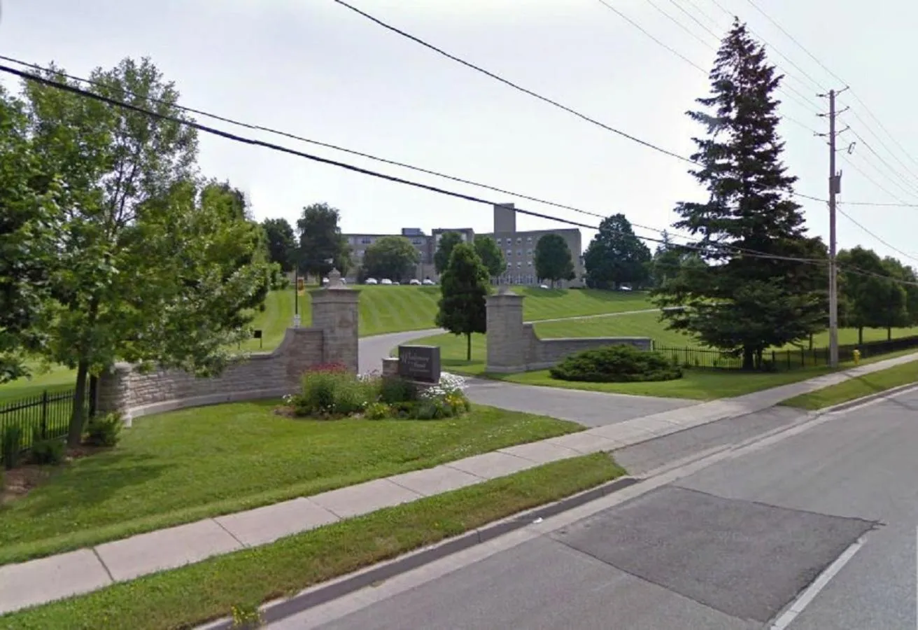 Street view in Guest House on the Mount