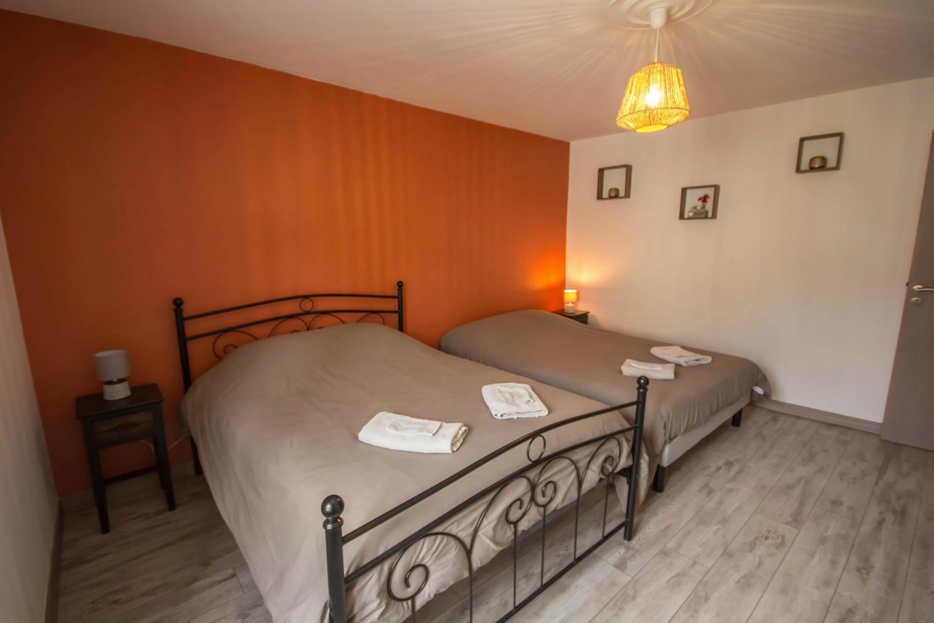 Bed in Les chambres touristique Juléa