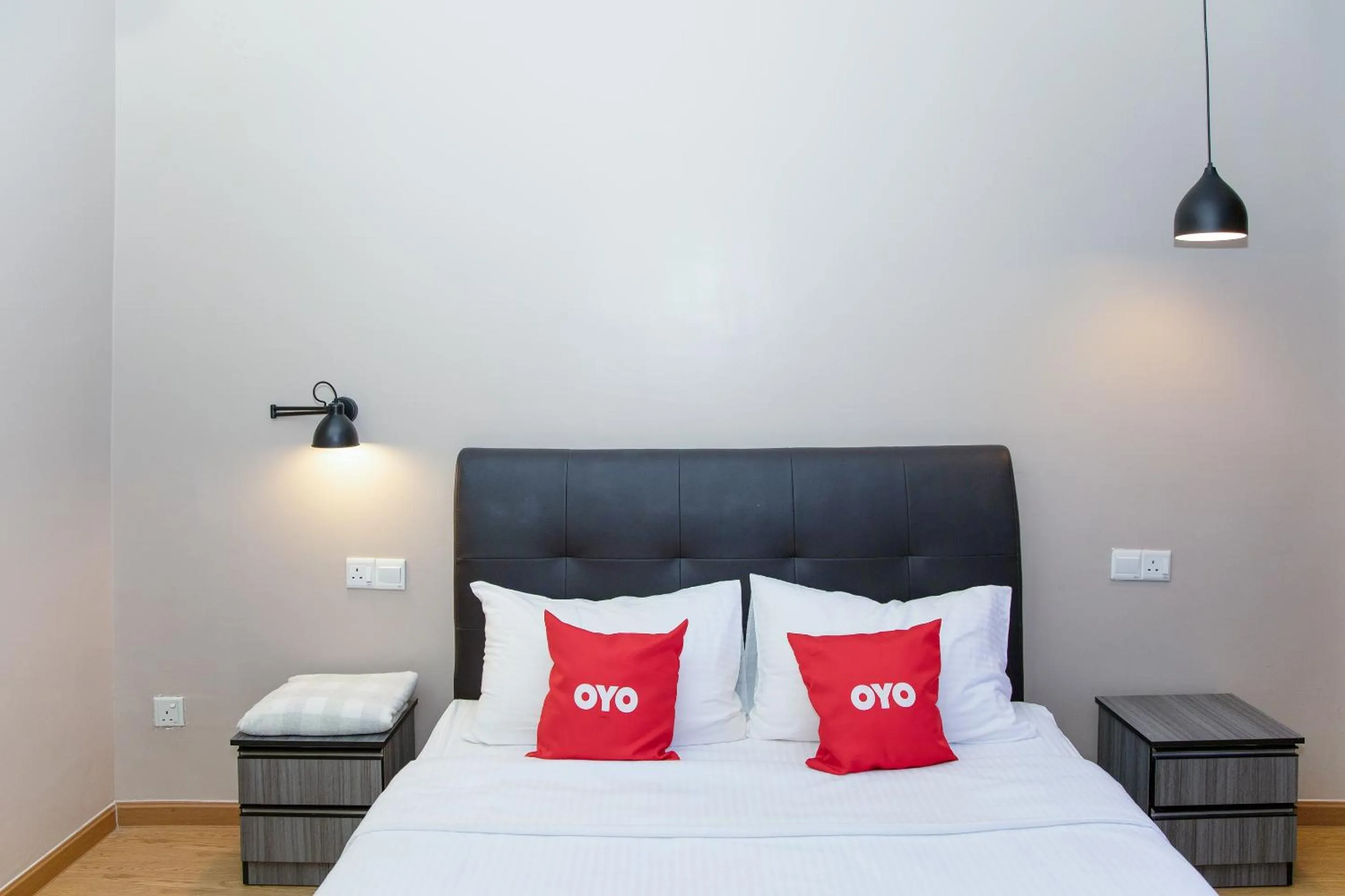 Bedroom, Bed in Capital O 90406 Mirani Hotel