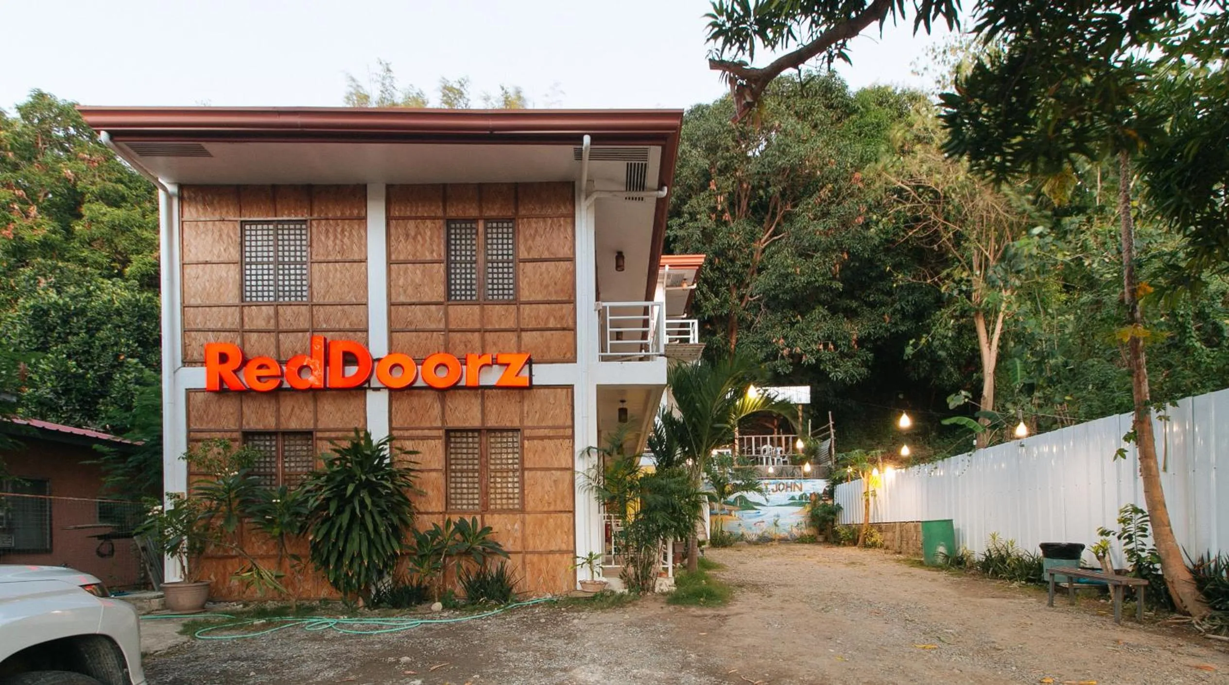 Property building in RedDoorz @ Camp Saint John Hotel La Union