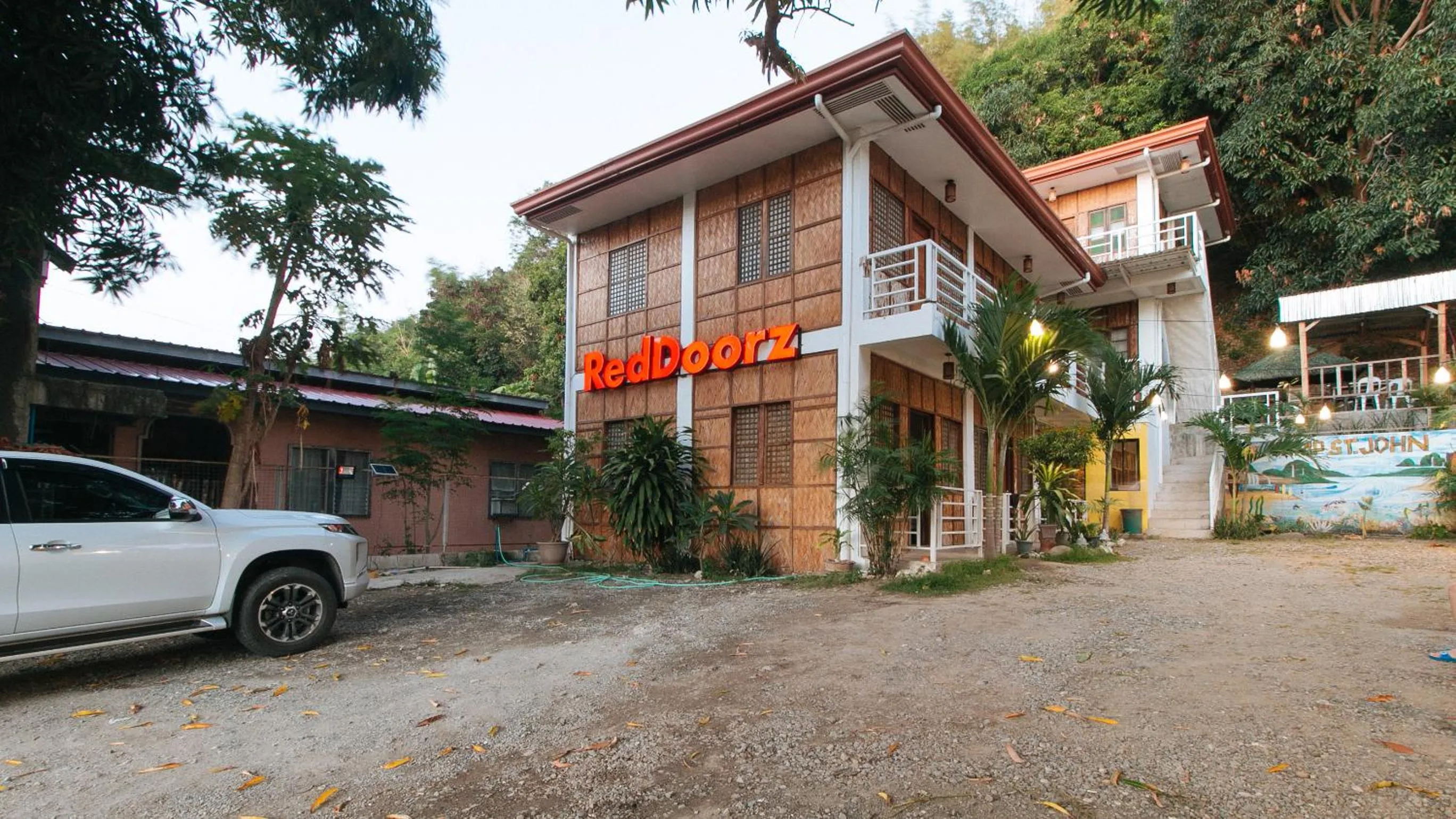Property building in RedDoorz @ Camp Saint John Hotel La Union