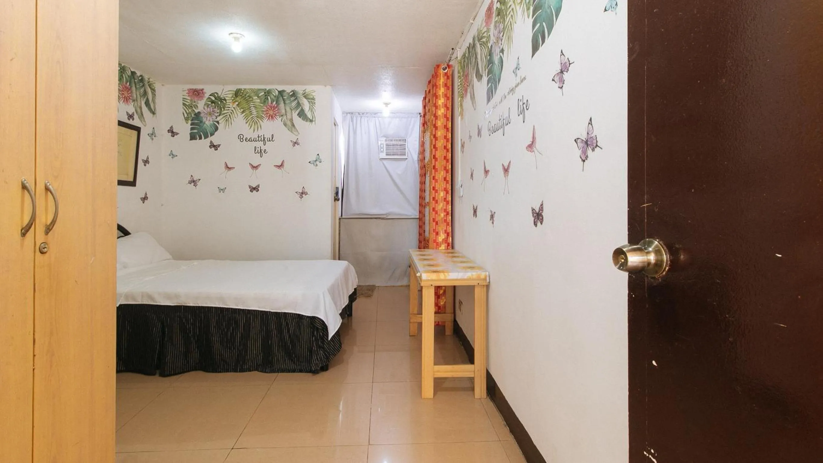 Photo of the whole room in Cristian Jay Dormitory by RedDoorz