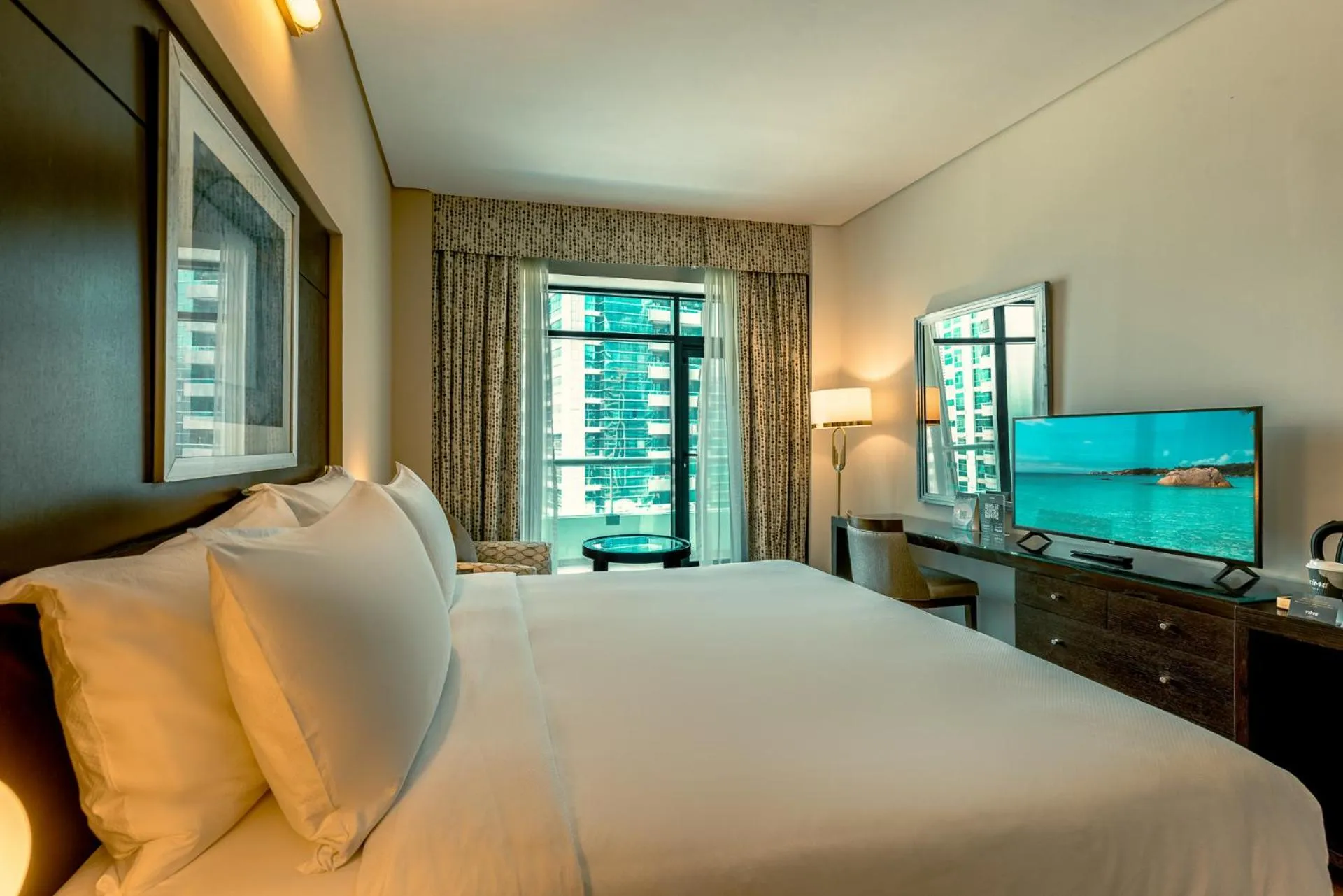 Bedroom, Bed in TIME Oak Hotel & Suites