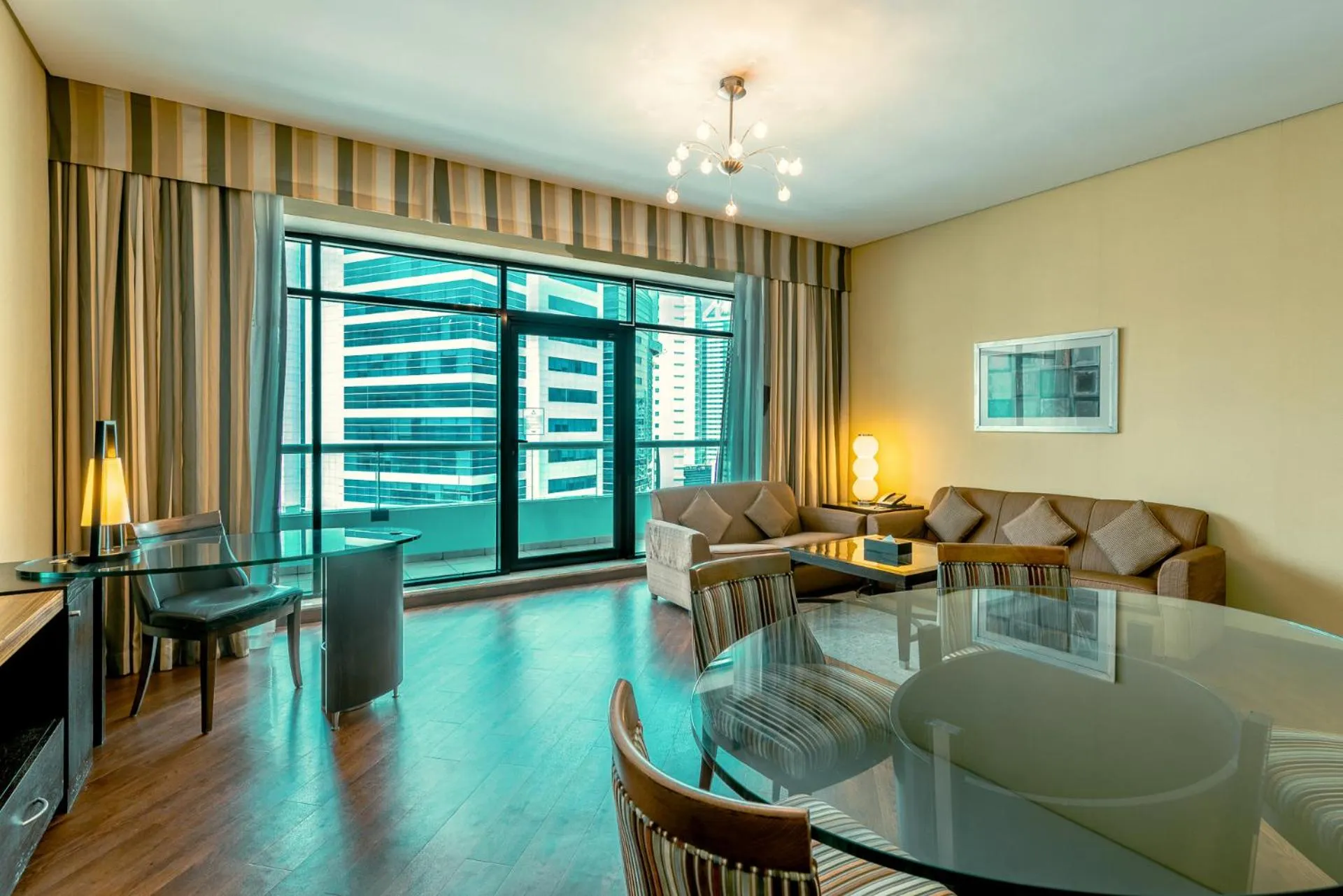 Living room in TIME Oak Hotel & Suites