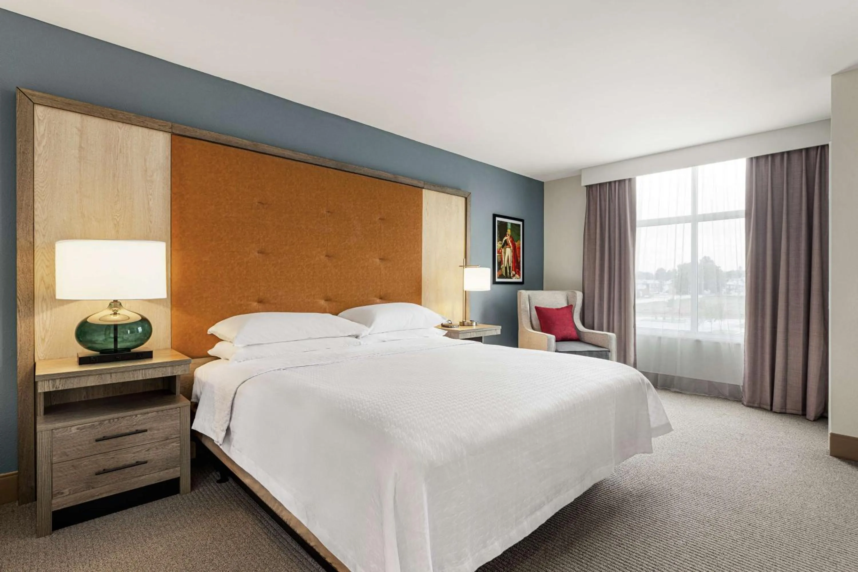 Bed in Homewood Suites By Hilton Carlisle