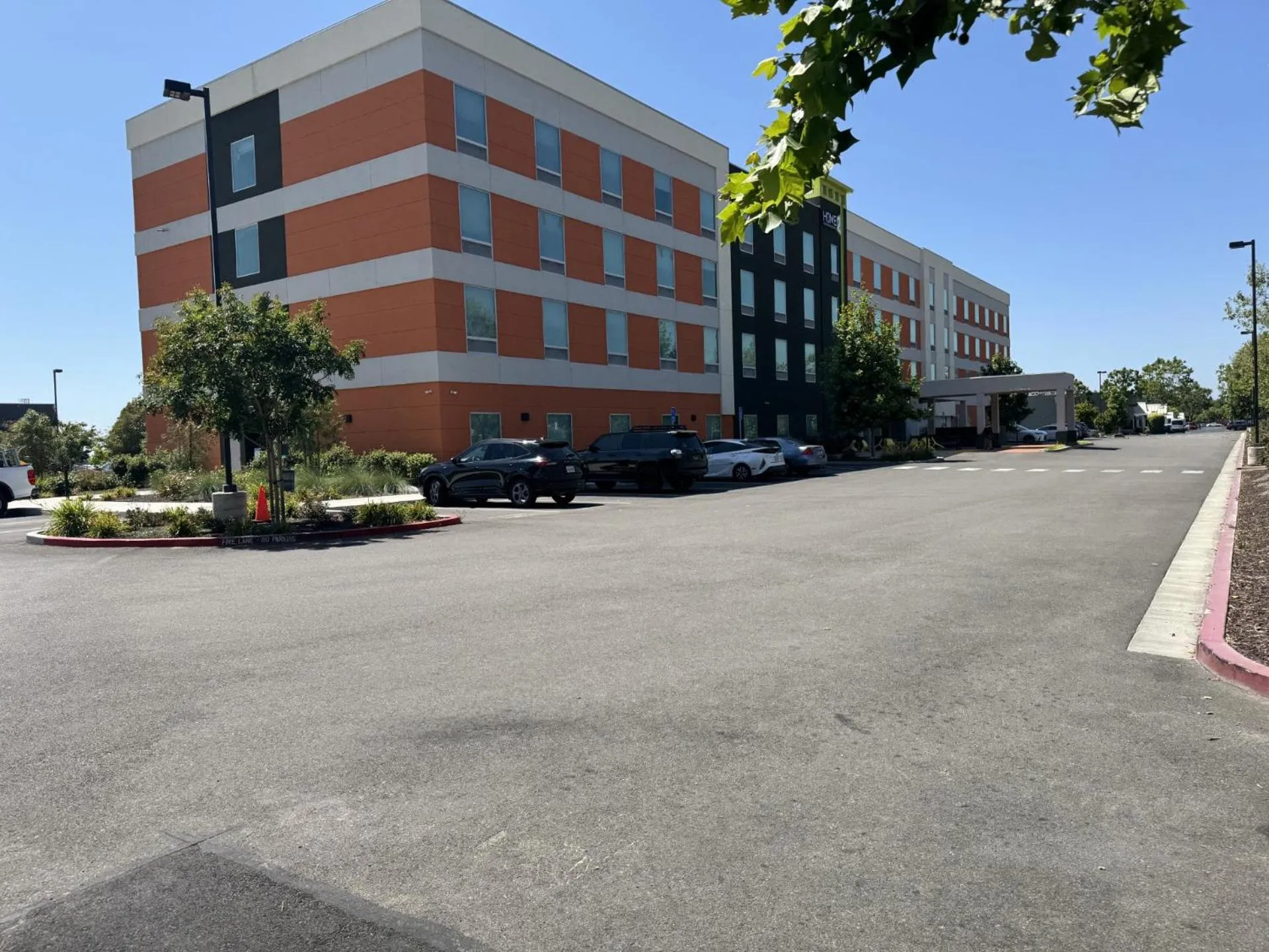 Property building in Home2 Suites By Hilton Hayward