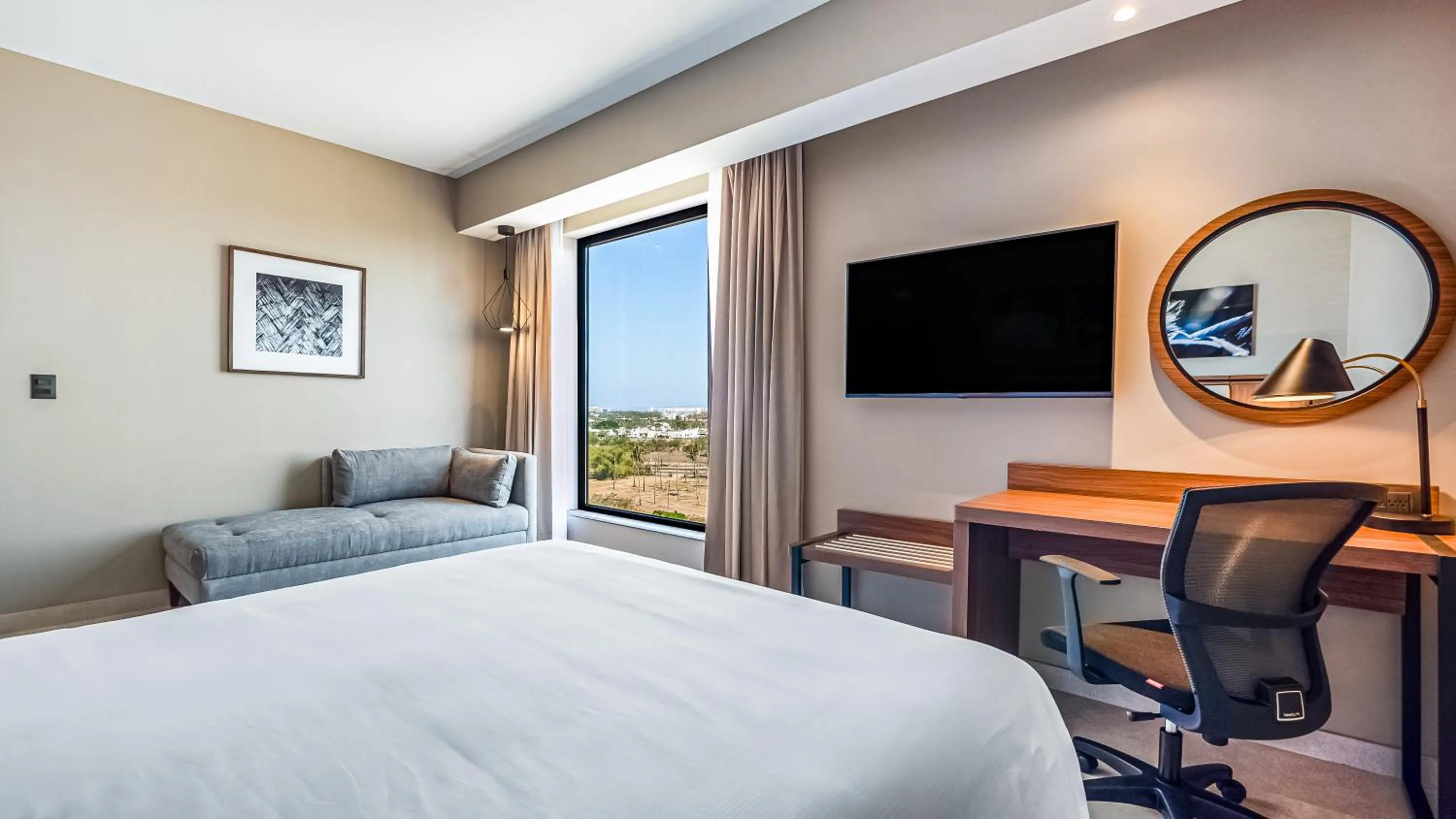 Bedroom, Bed in Hampton Inn By Hilton Nuevo Vallarta