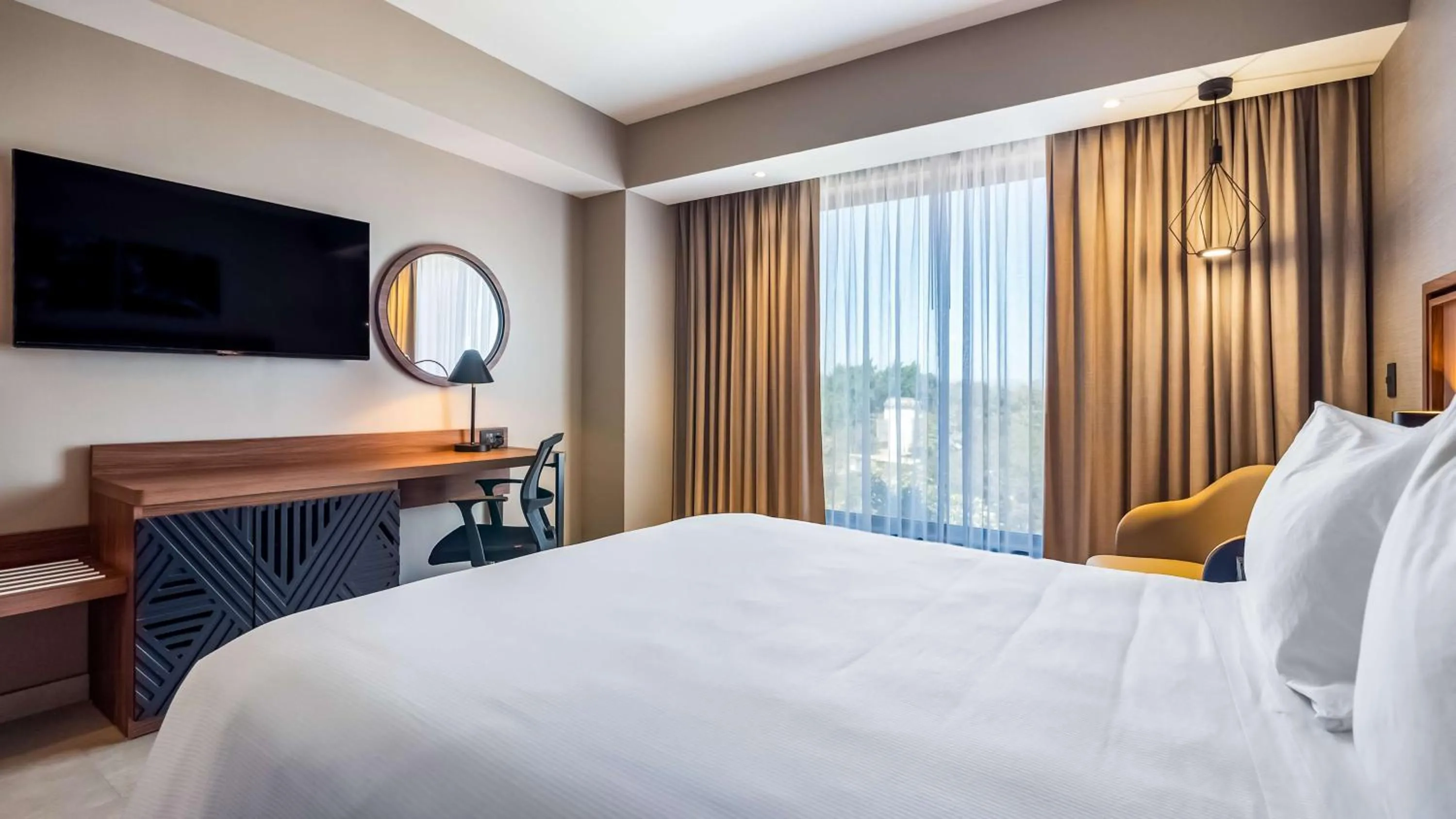 Bedroom, Bed in Hampton Inn By Hilton Nuevo Vallarta