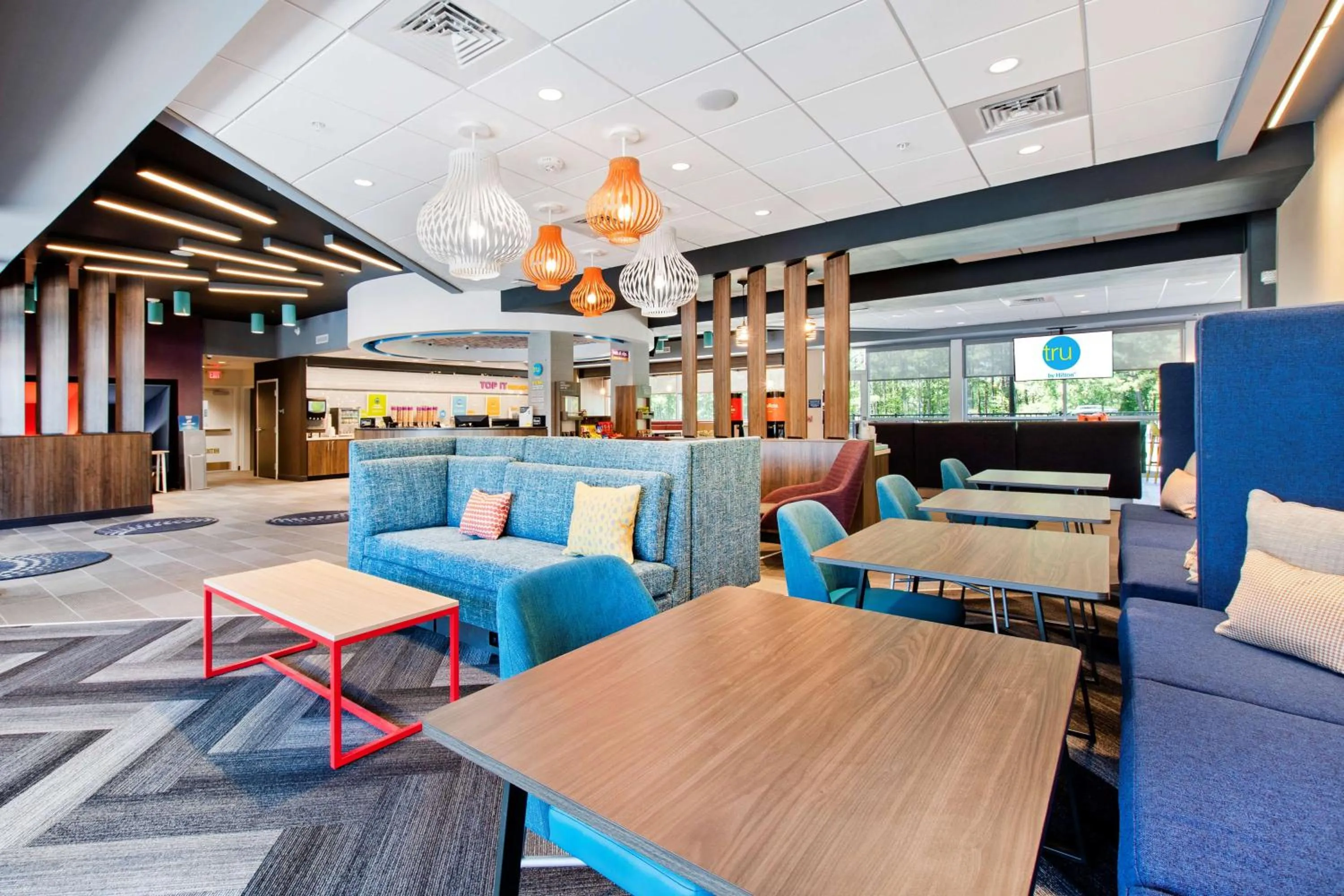 Lobby or reception in Tru By Hilton Chapel Hill