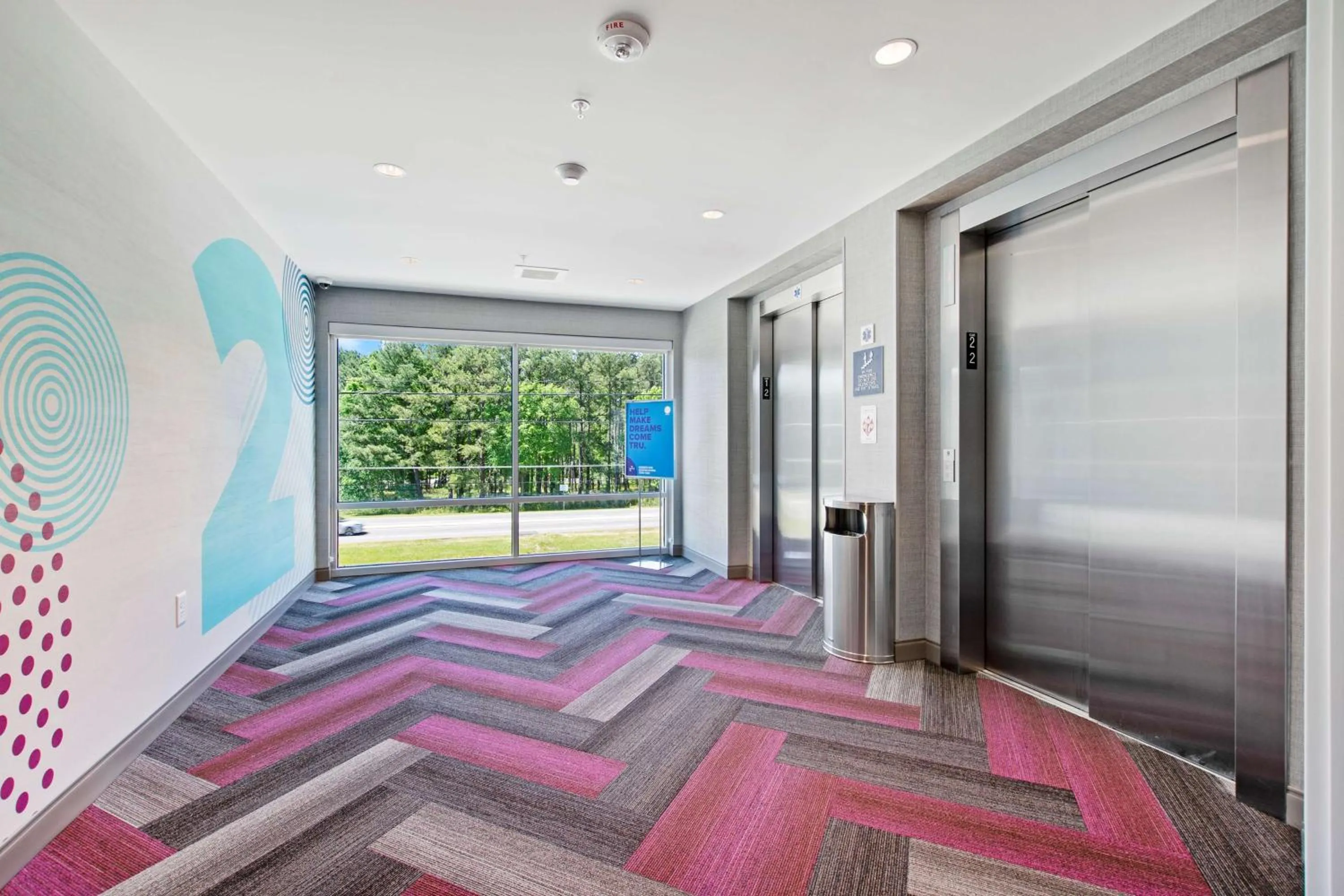 Lobby or reception in Tru By Hilton Chapel Hill