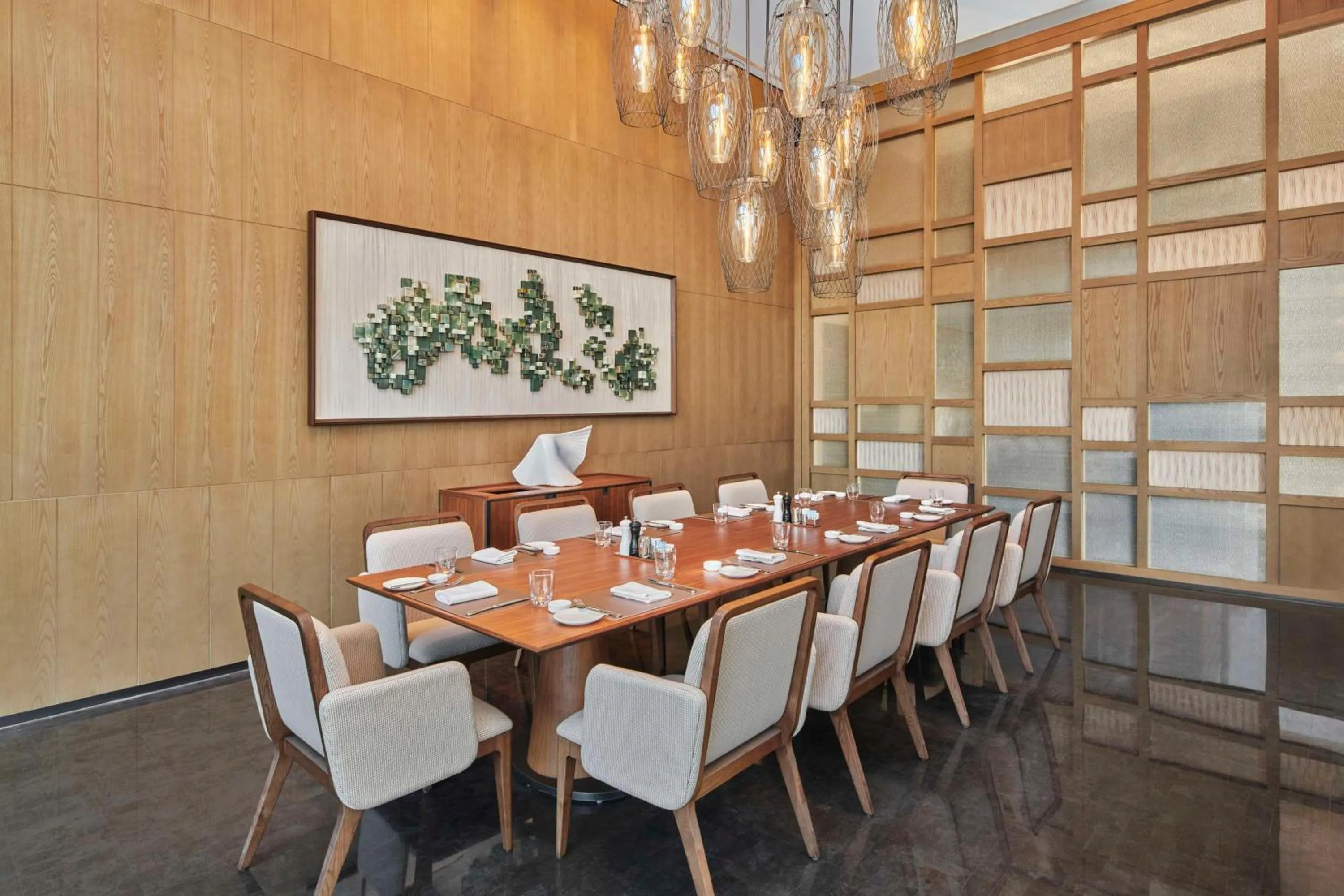 Restaurant/places to eat in Hilton Suzhou Wuzhong