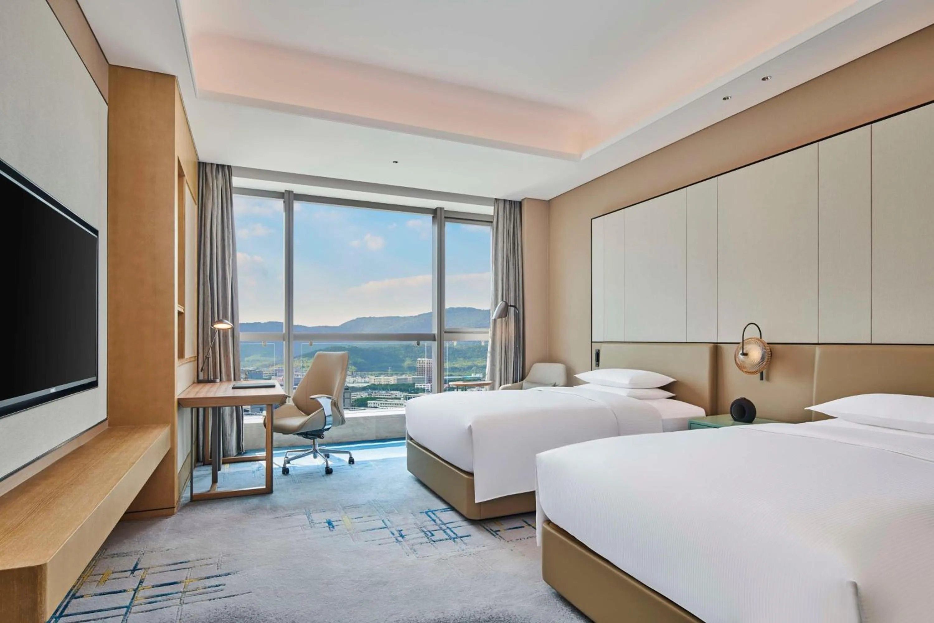 Bedroom, Bed in Hilton Suzhou Wuzhong