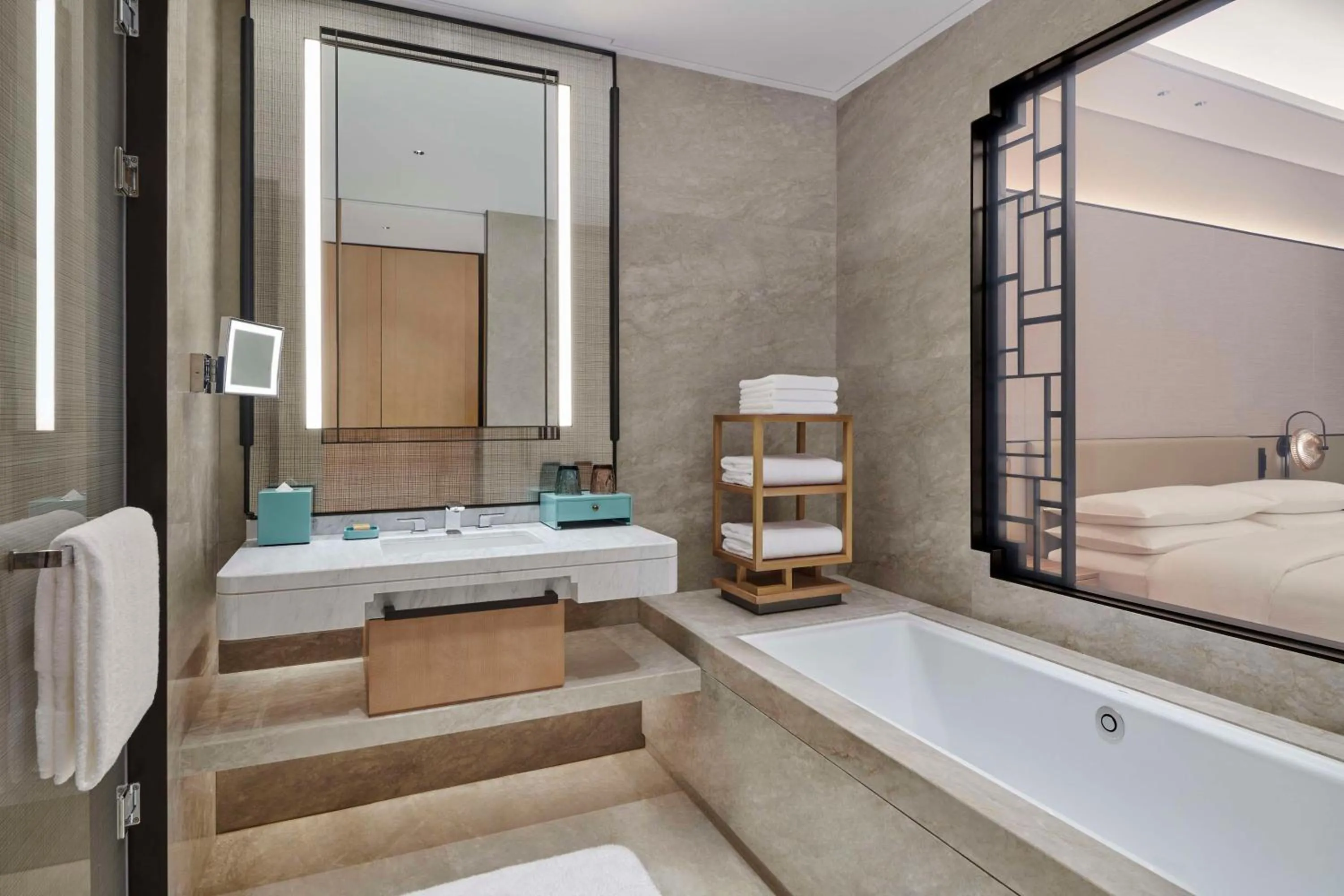 Bathroom, Bed in Hilton Suzhou Wuzhong